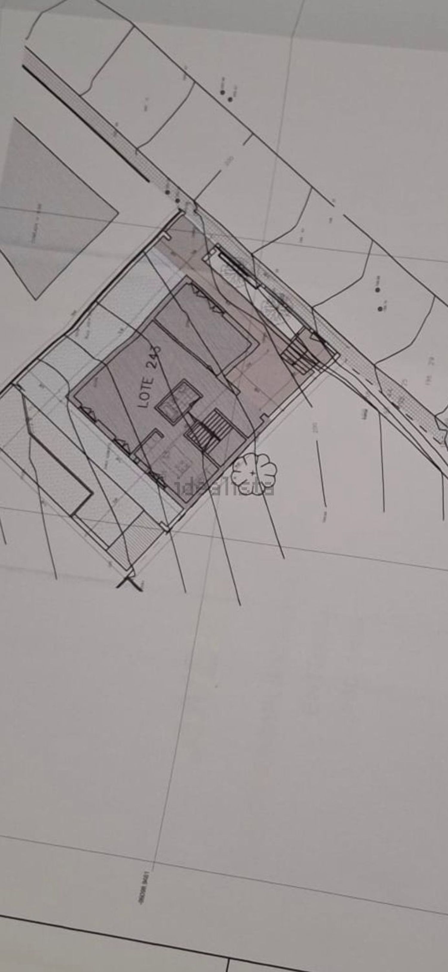小楼房或独栋别墅出售在Rua Cidade de Rio Maior, 25 , 25a - 照片