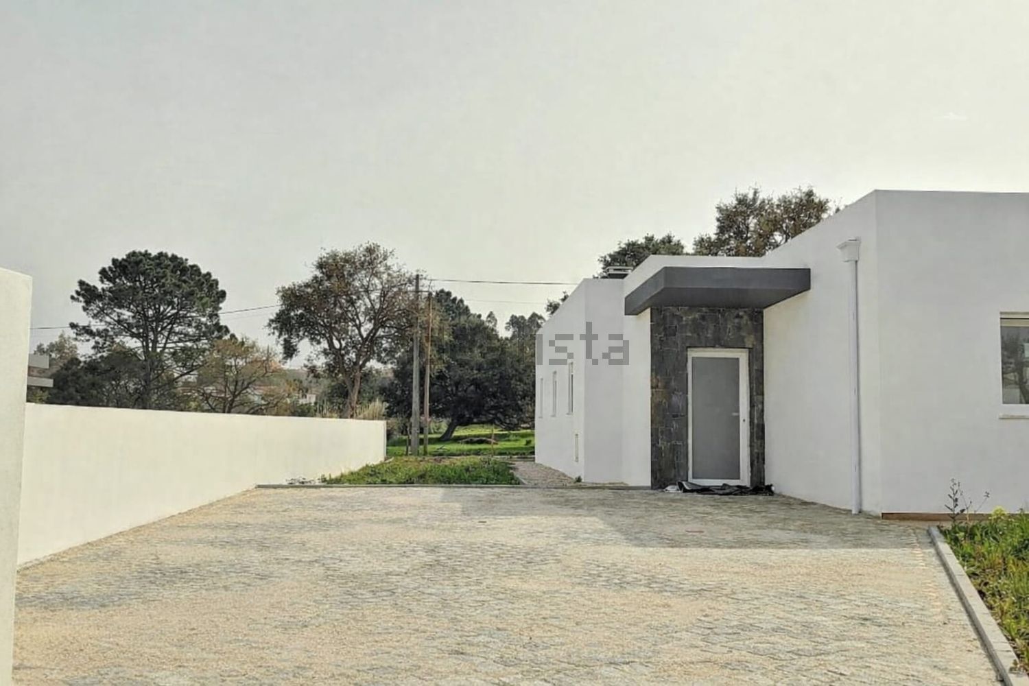 小楼房或独栋别墅出售在Rua Pinheiro Manso, 2 - 外立面