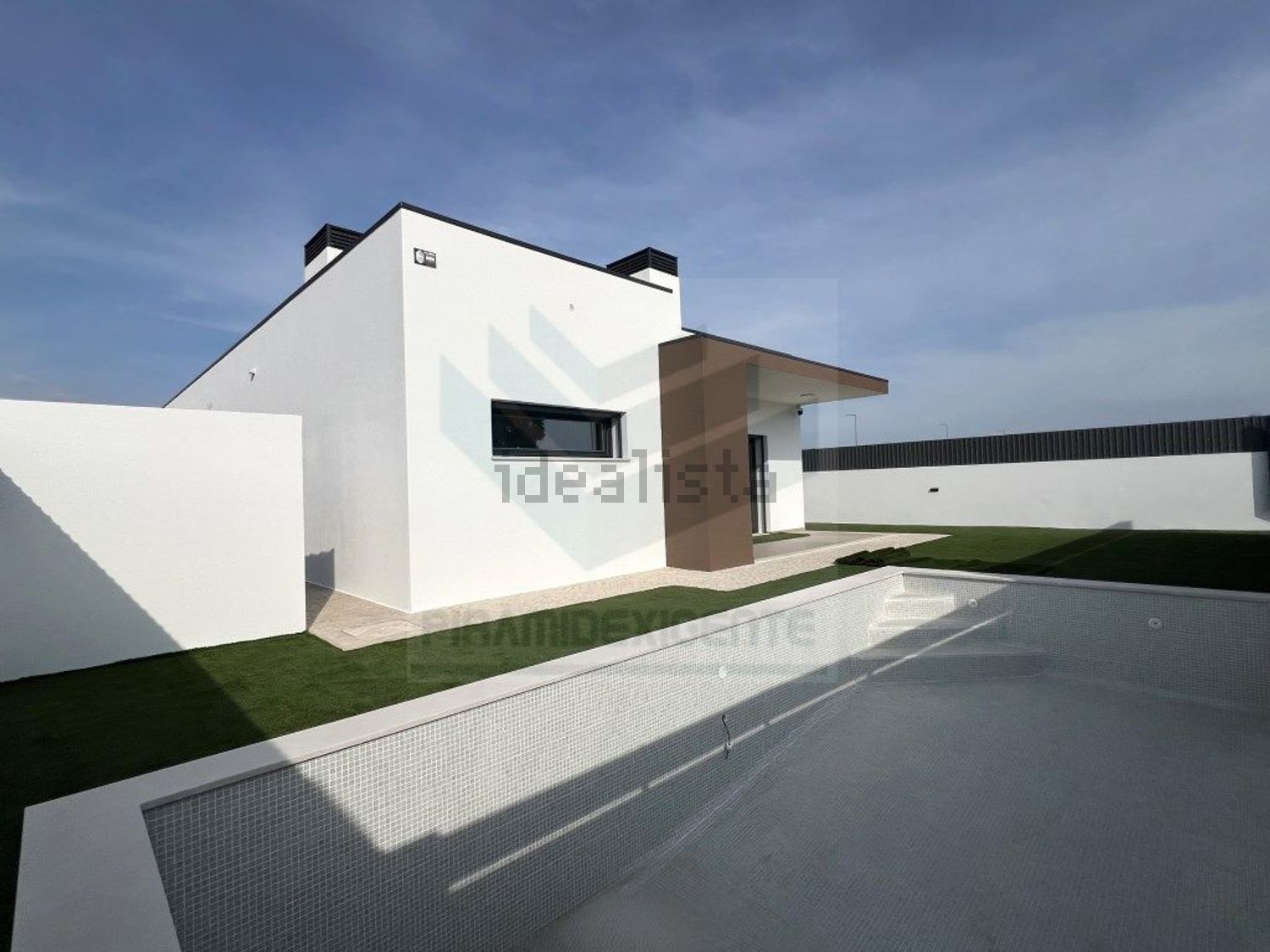 小楼房或独栋别墅出售在 Vila Nogueira de Azeitão - 游泳池