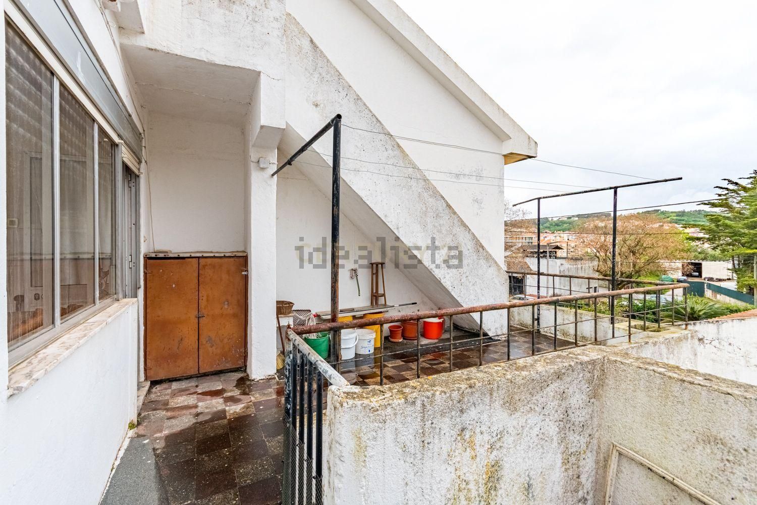 小楼房或独栋别墅出售在Bairro Novo s/n - 详情