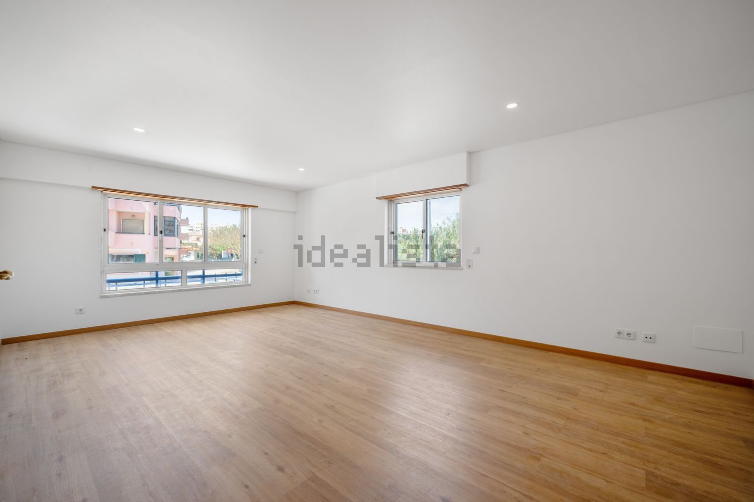 公寓 t2出售在 Carcavelos - 客厅