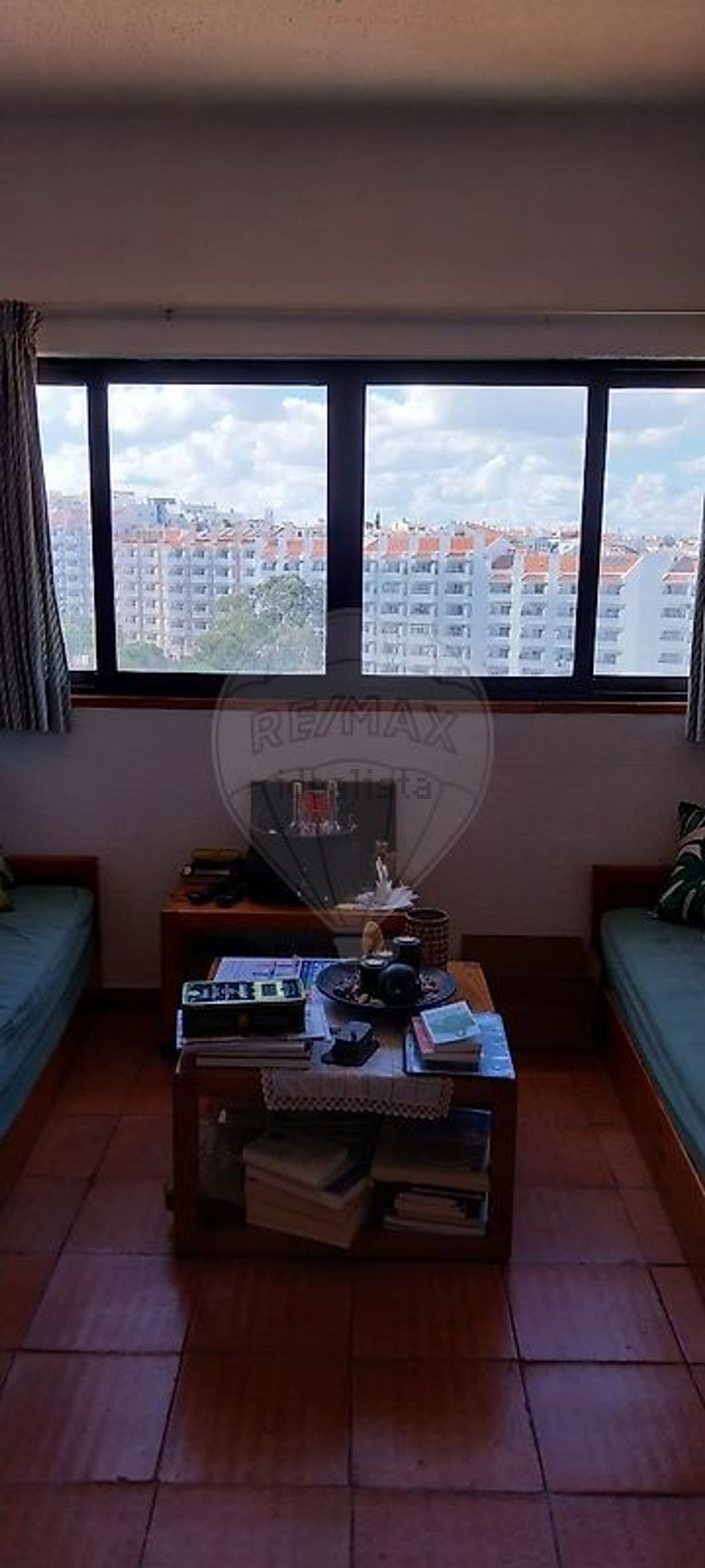 公寓 t1出售在Rua António Silva - 客厅