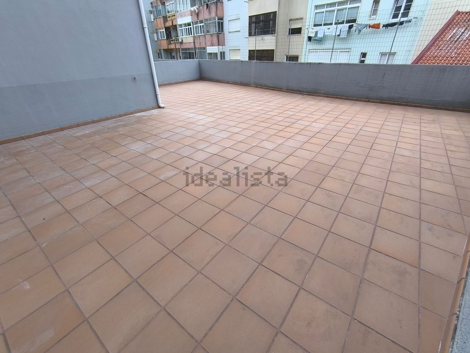 出租公寓 t2在Rua General Leman, 5 - 阳台