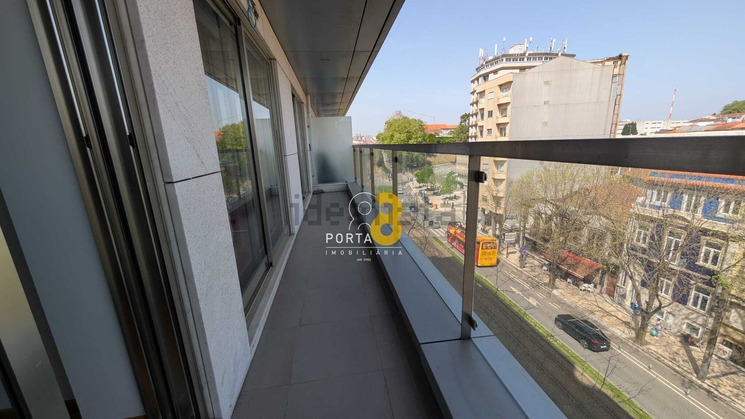 出租公寓 t4在Avenida da República, 274 - 阳台