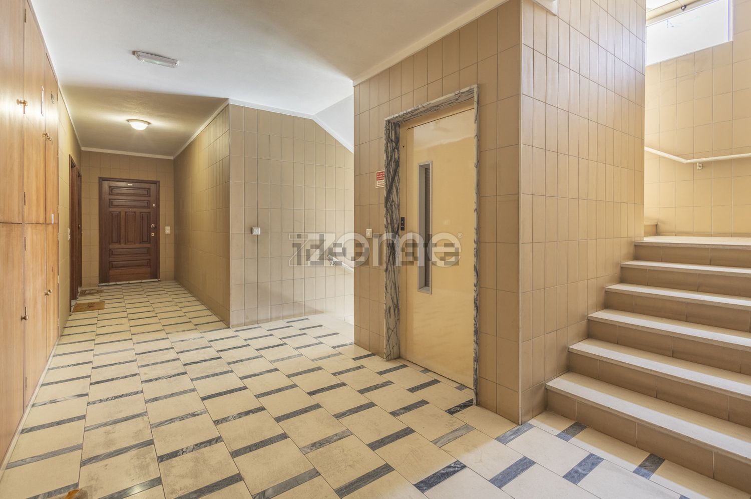 公寓 t3出售在 Quinta da Comenda, 94 - 前厅