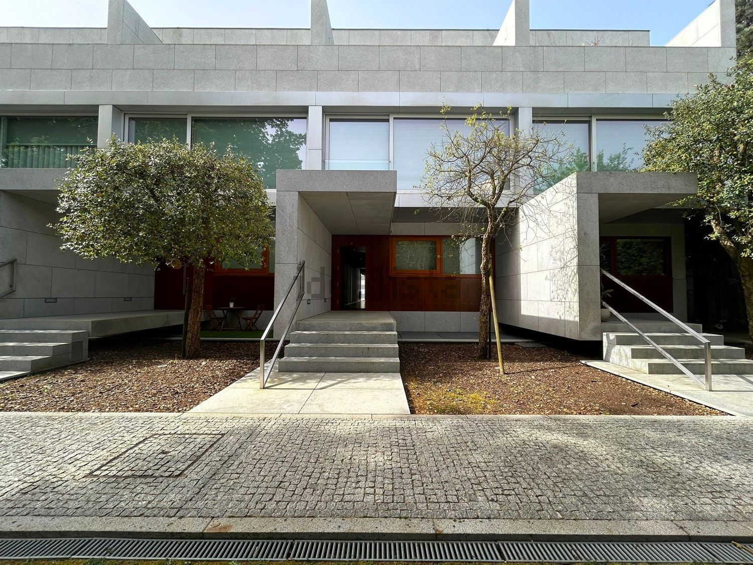 小楼房或独栋别墅出售在 Cooperativa dos Arquitectos - Fonte da Moura - Pedra Verde - 花园