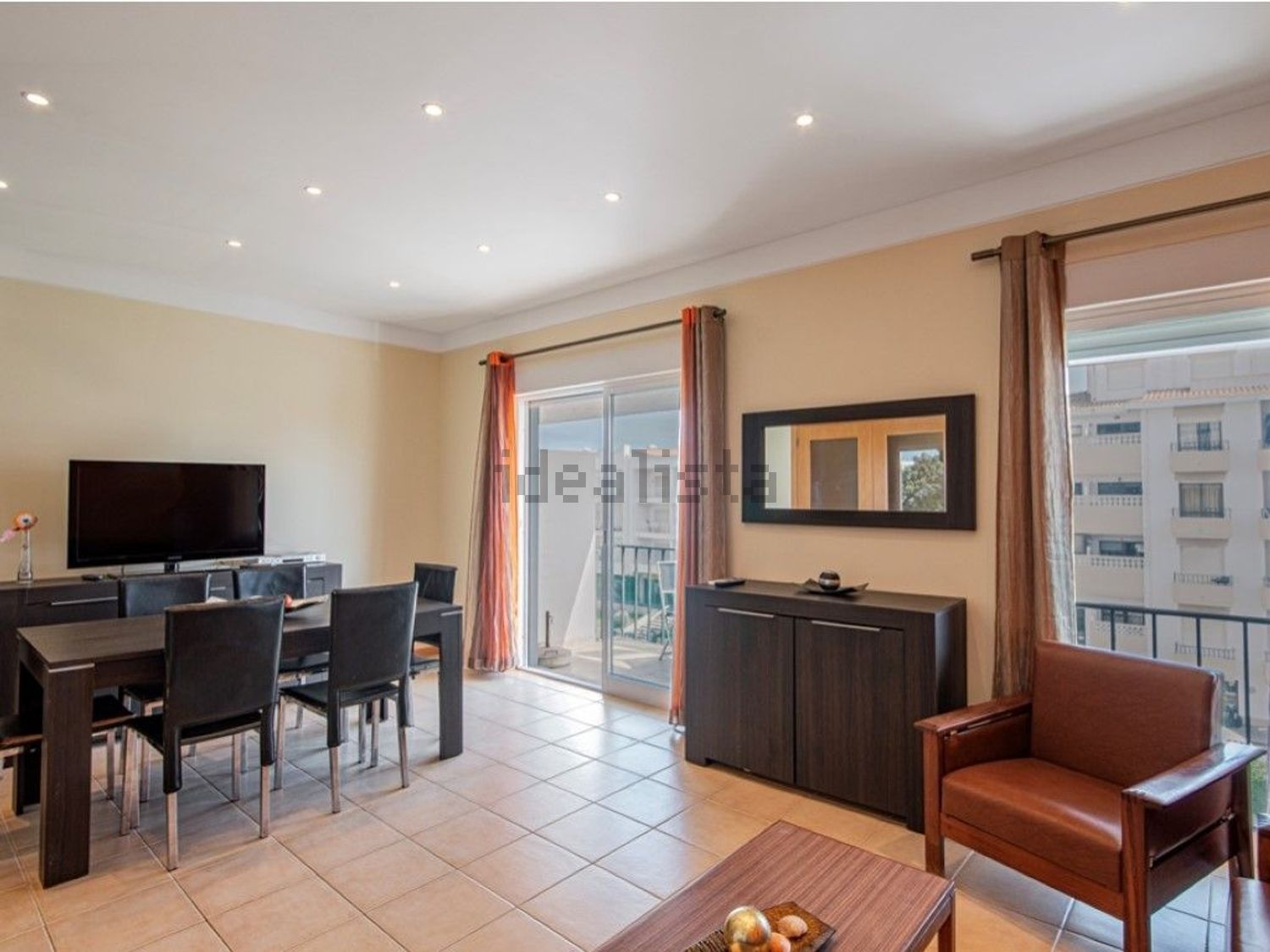 公寓 t3出售在 Praia Dona Ana - 客厅