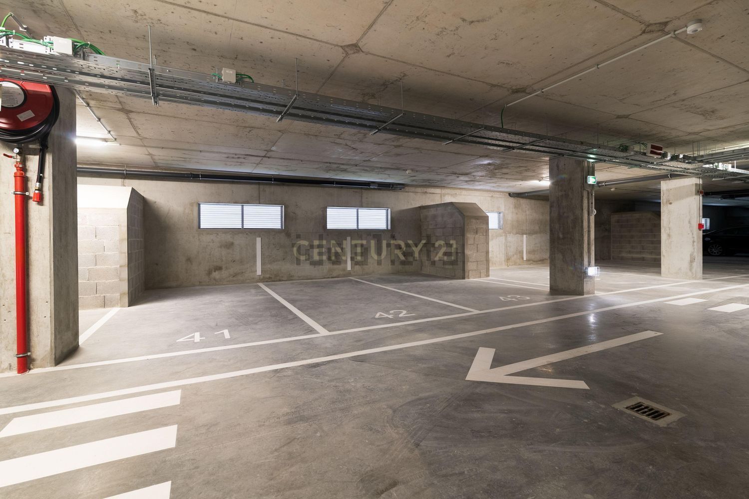 公寓 t3出售在Rua Cais da Pedra, 4 - 停车位