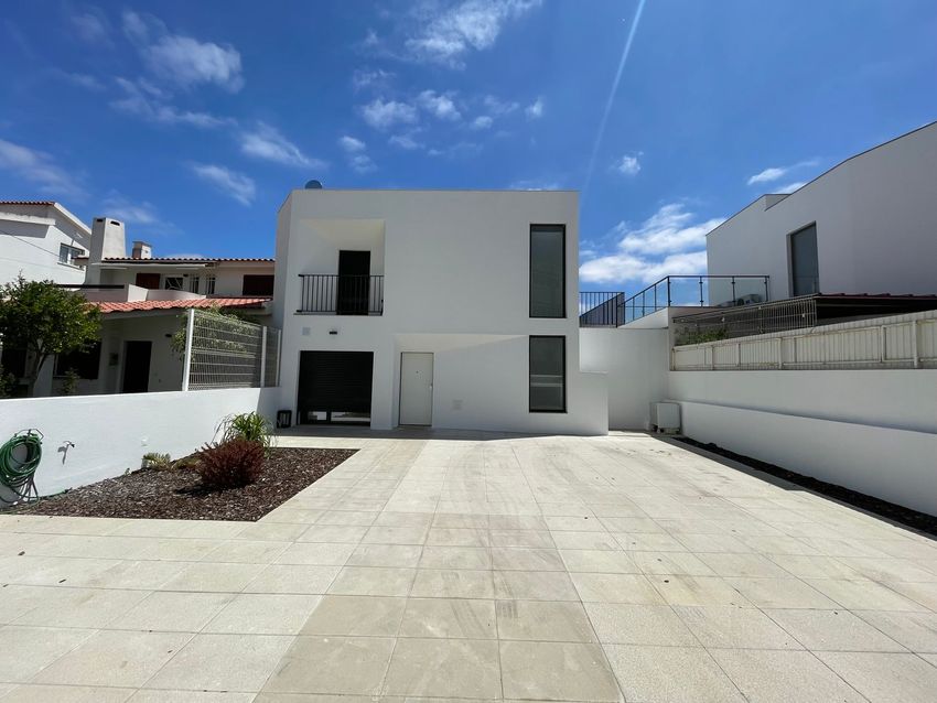 双拼别墅出售在Rua Ferreira Borges, 7