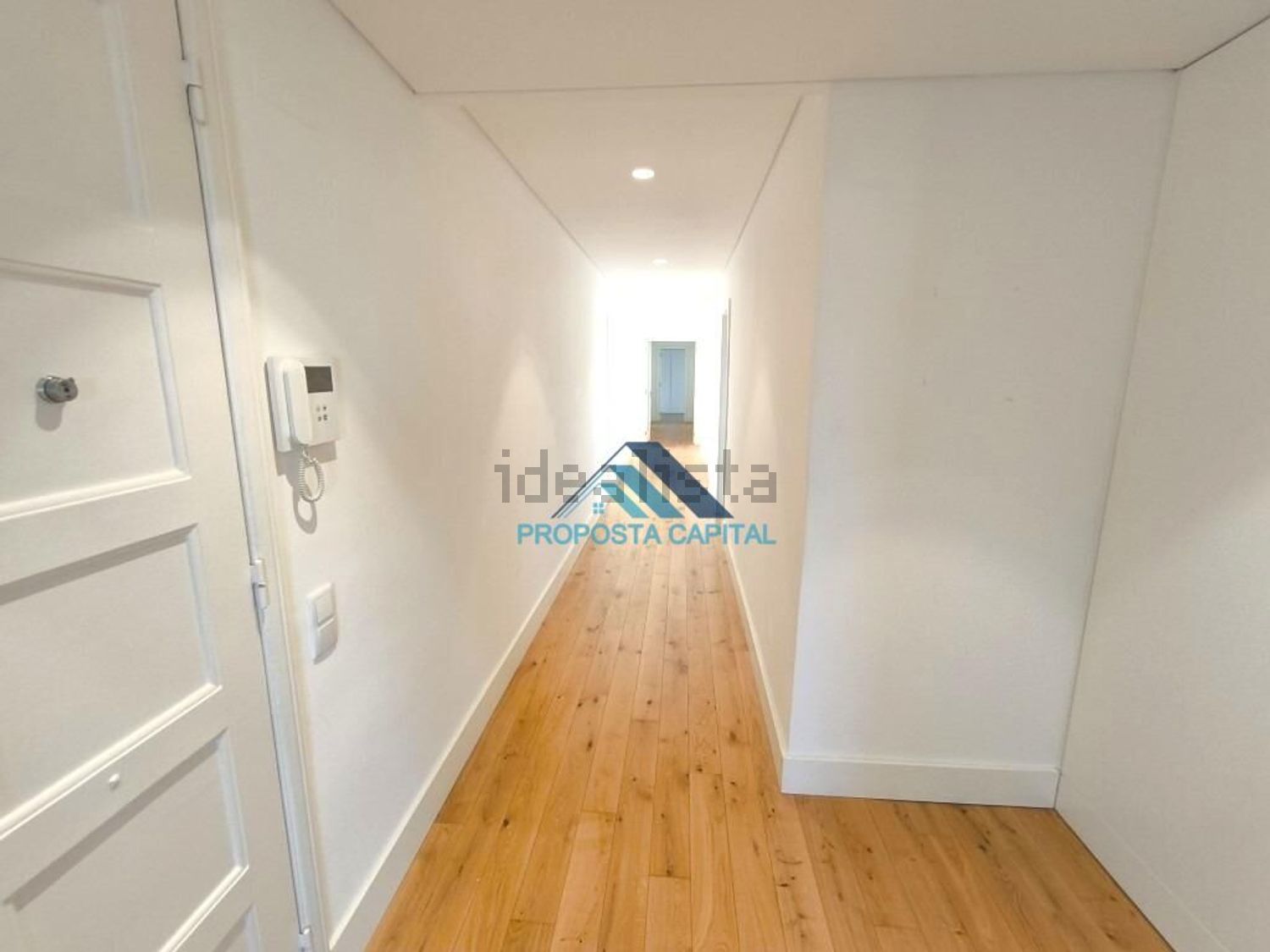 出租公寓 t4在 Bairro Azul - Parque Eduardo VII - 过道