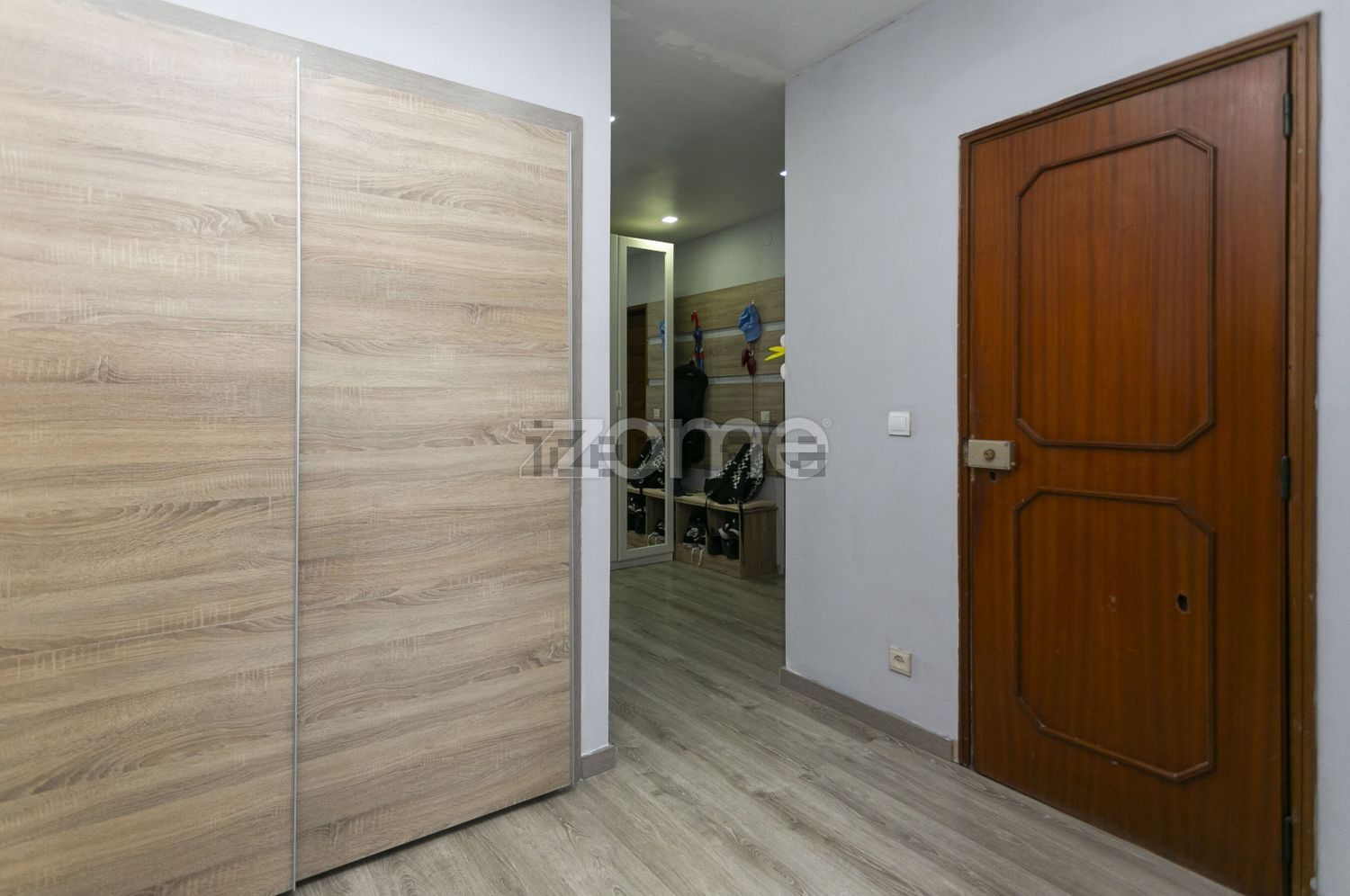 公寓 t3出售在Avenida Vasco da Gama, 659 - 前厅