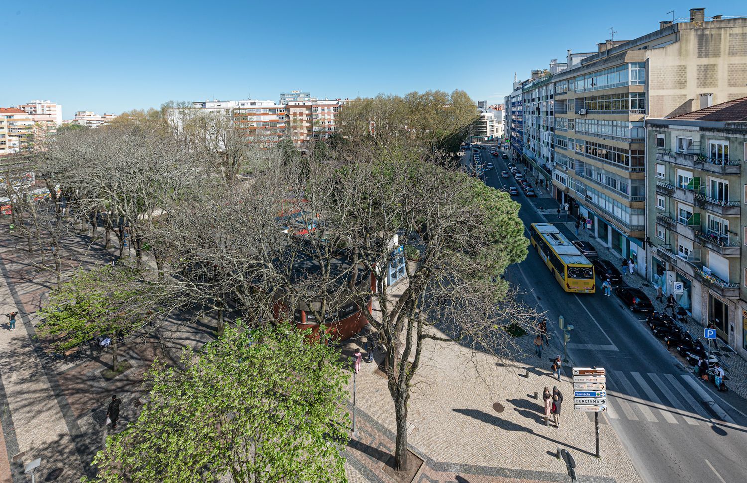出租公寓 t2在Avenida da República, 32 - 视线