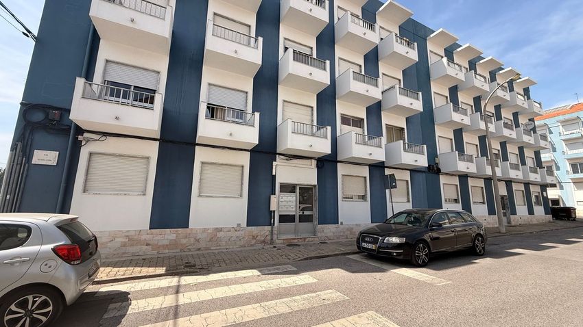 公寓 t3出售在Rua da Beira Litoral, 26