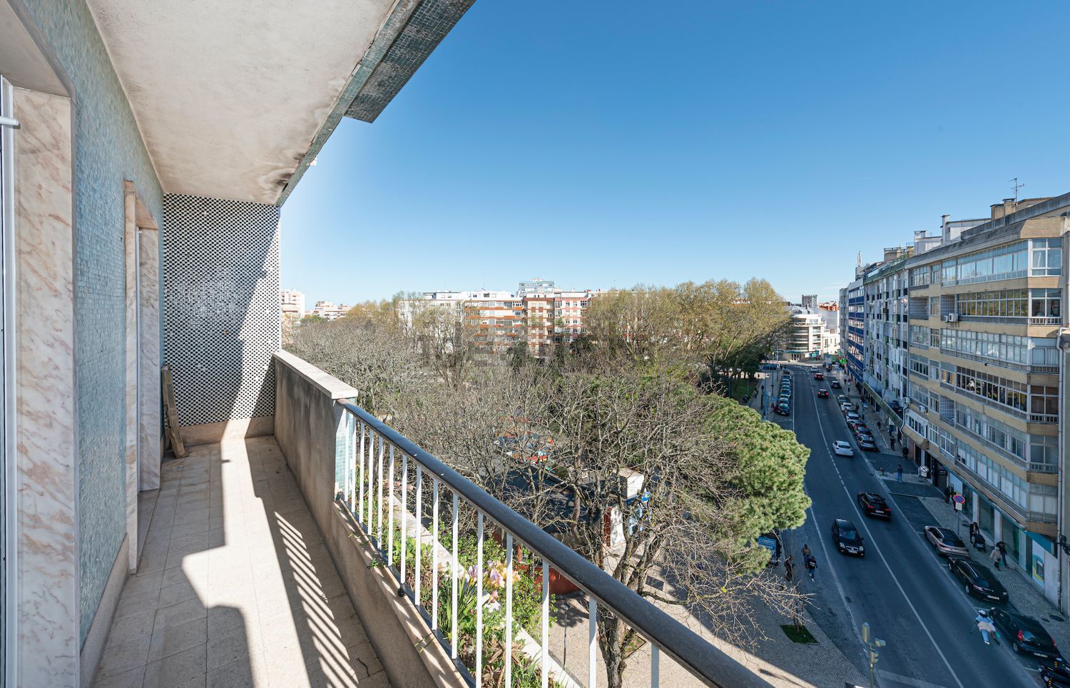 出租公寓 t2在Avenida da República, 32 - 阳台