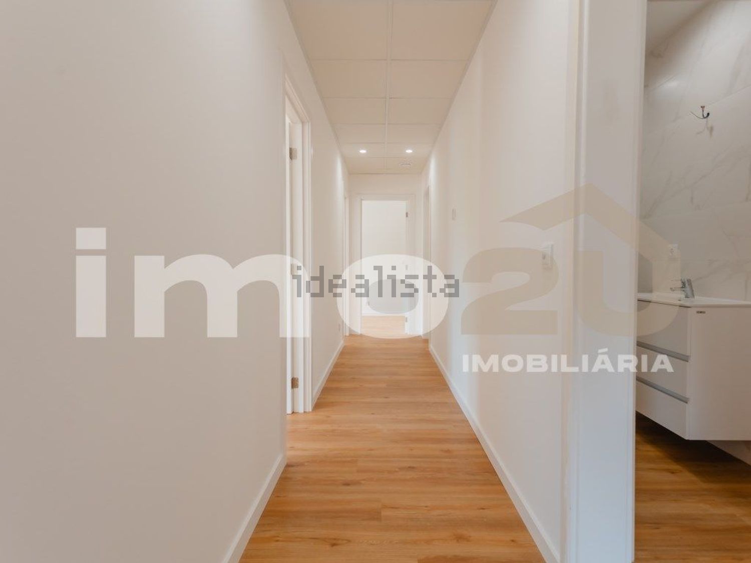 公寓 t6出售在Avenida Nossa Senhora de Fátima, 11 - 过道