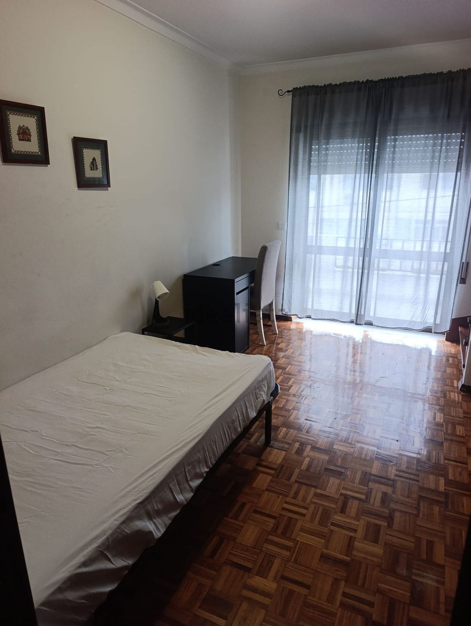 出租房间在Rua da Cooperativa, 54 - 卧室