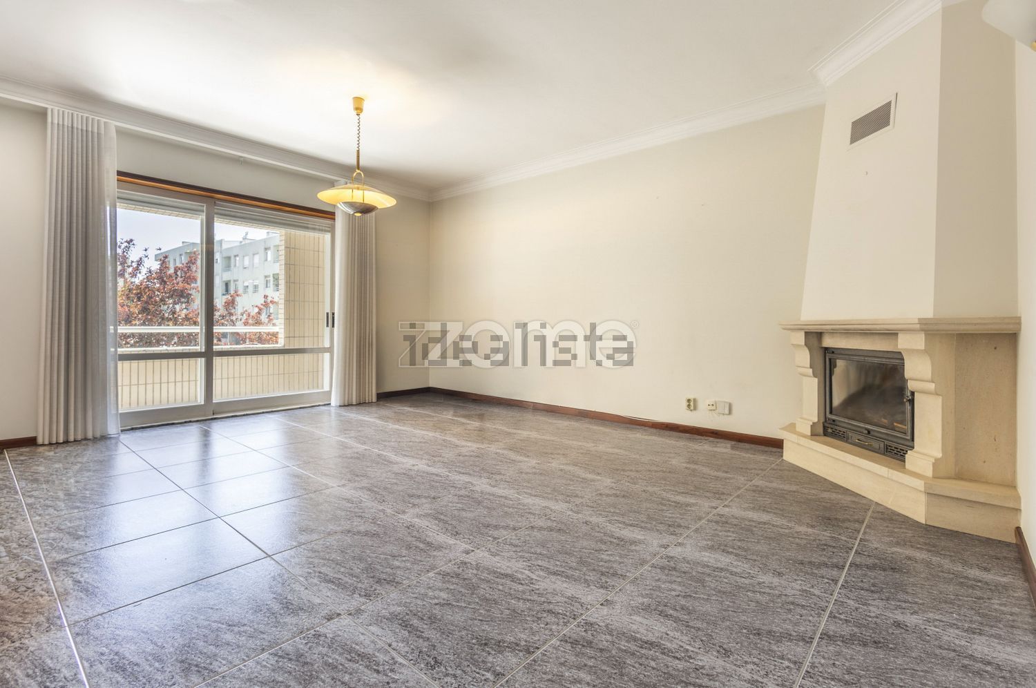 公寓 t3出售在 Quinta da Comenda, 94 - 客厅