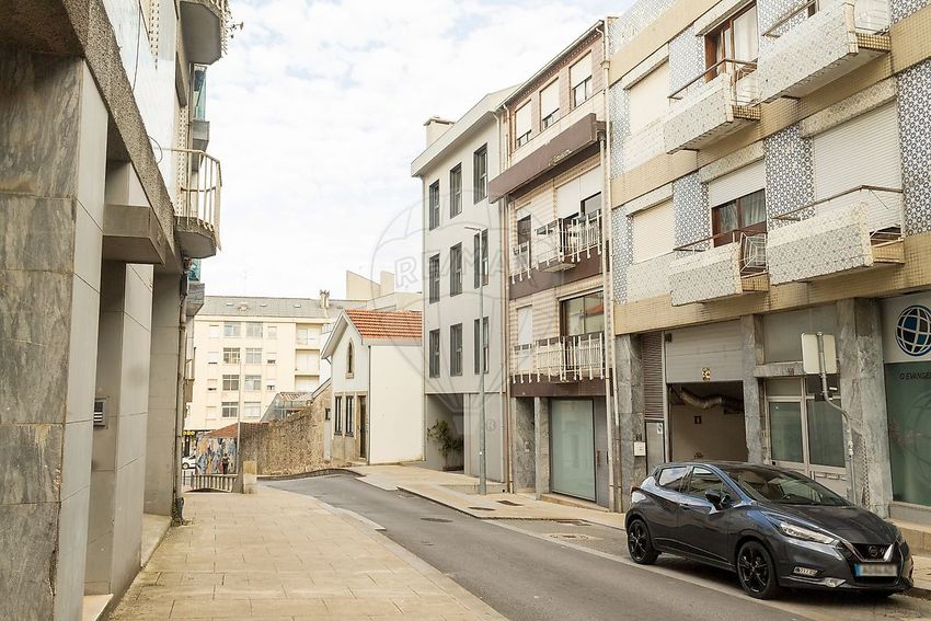 公寓 t1出售在Rua de António Enes