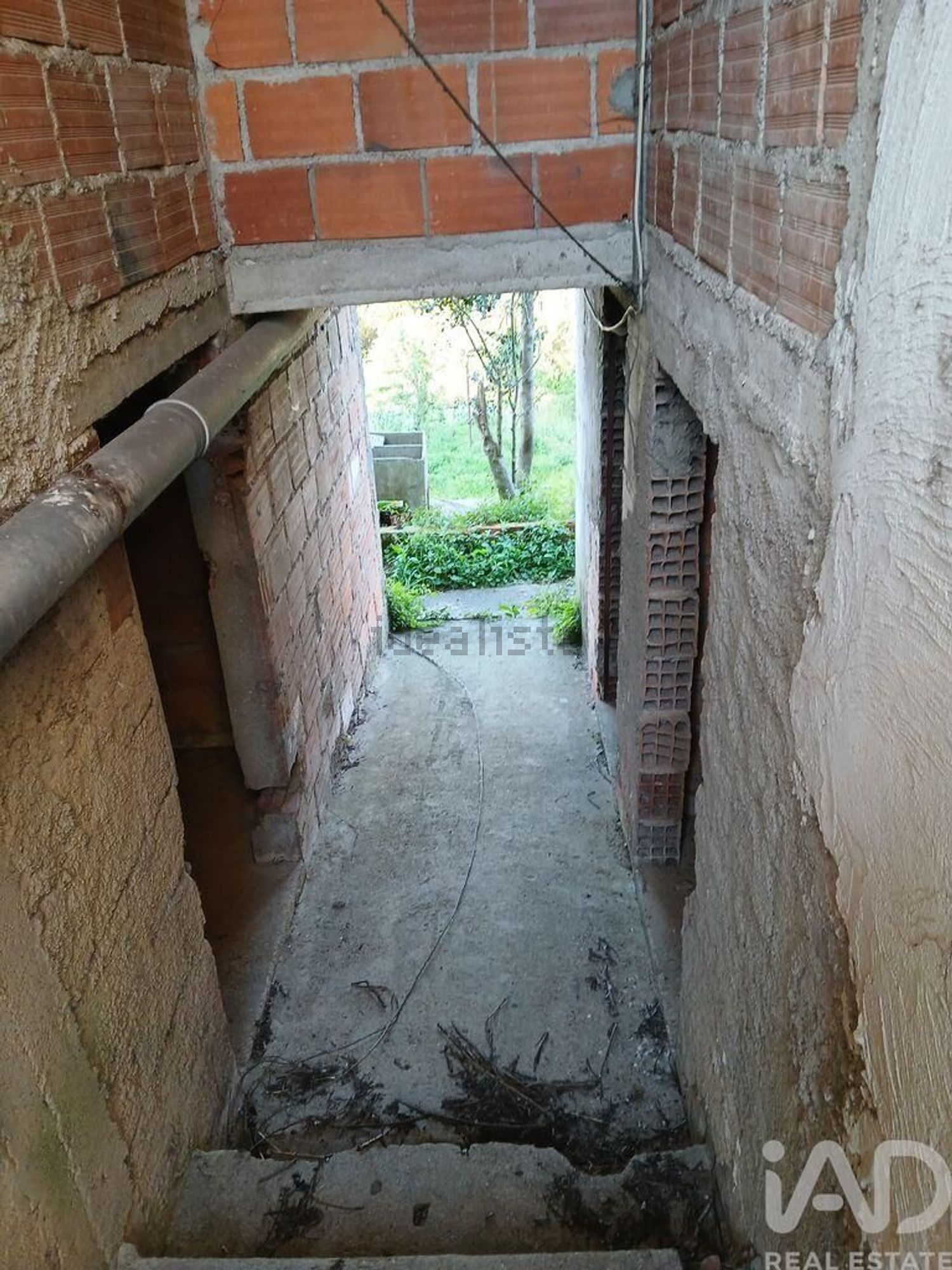 双拼别墅出售在 São Martinho do Bispo e Ribeira de Frades - 照片