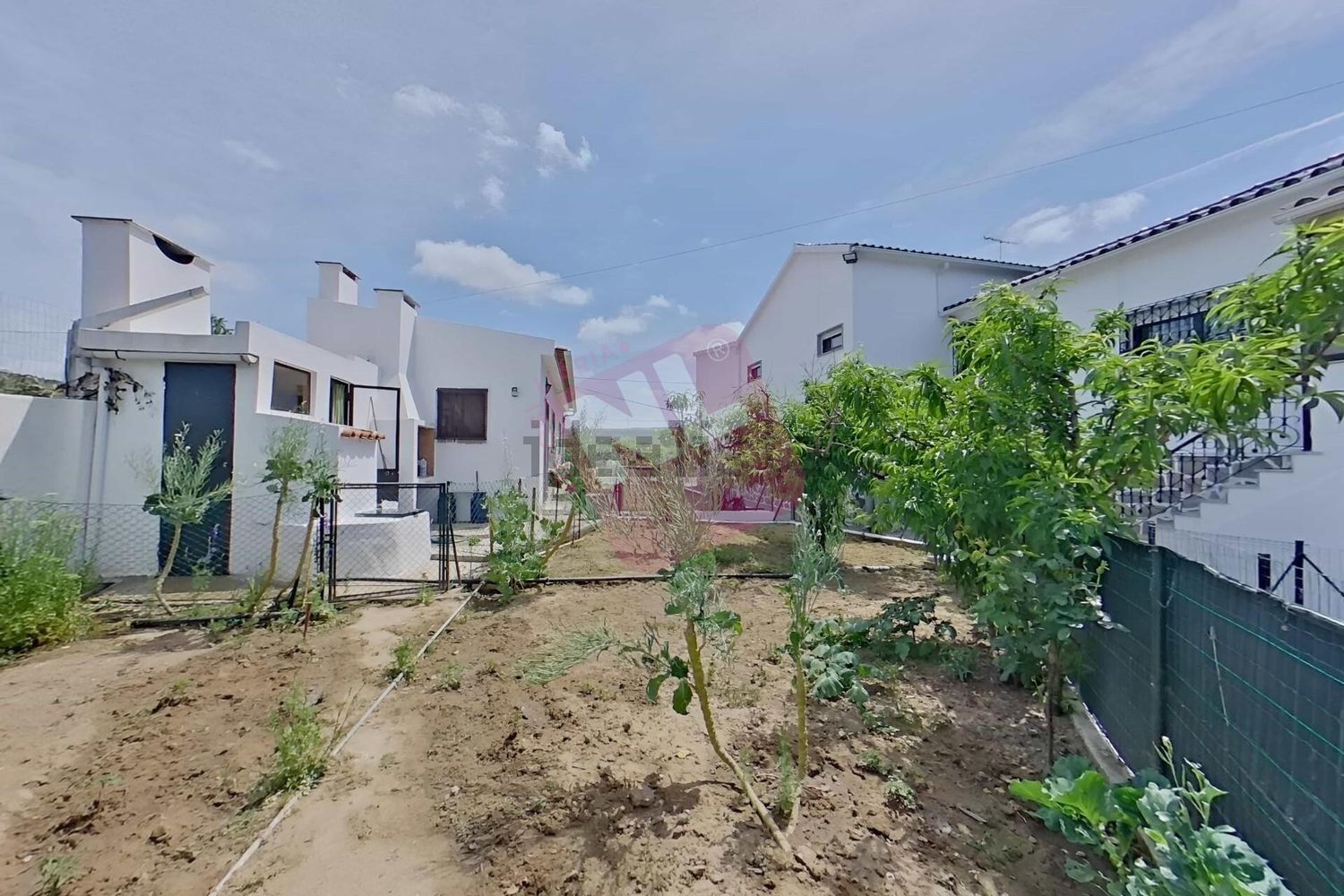 小楼房或独栋别墅出售在Rua Capa Rosa, 6 - 周边