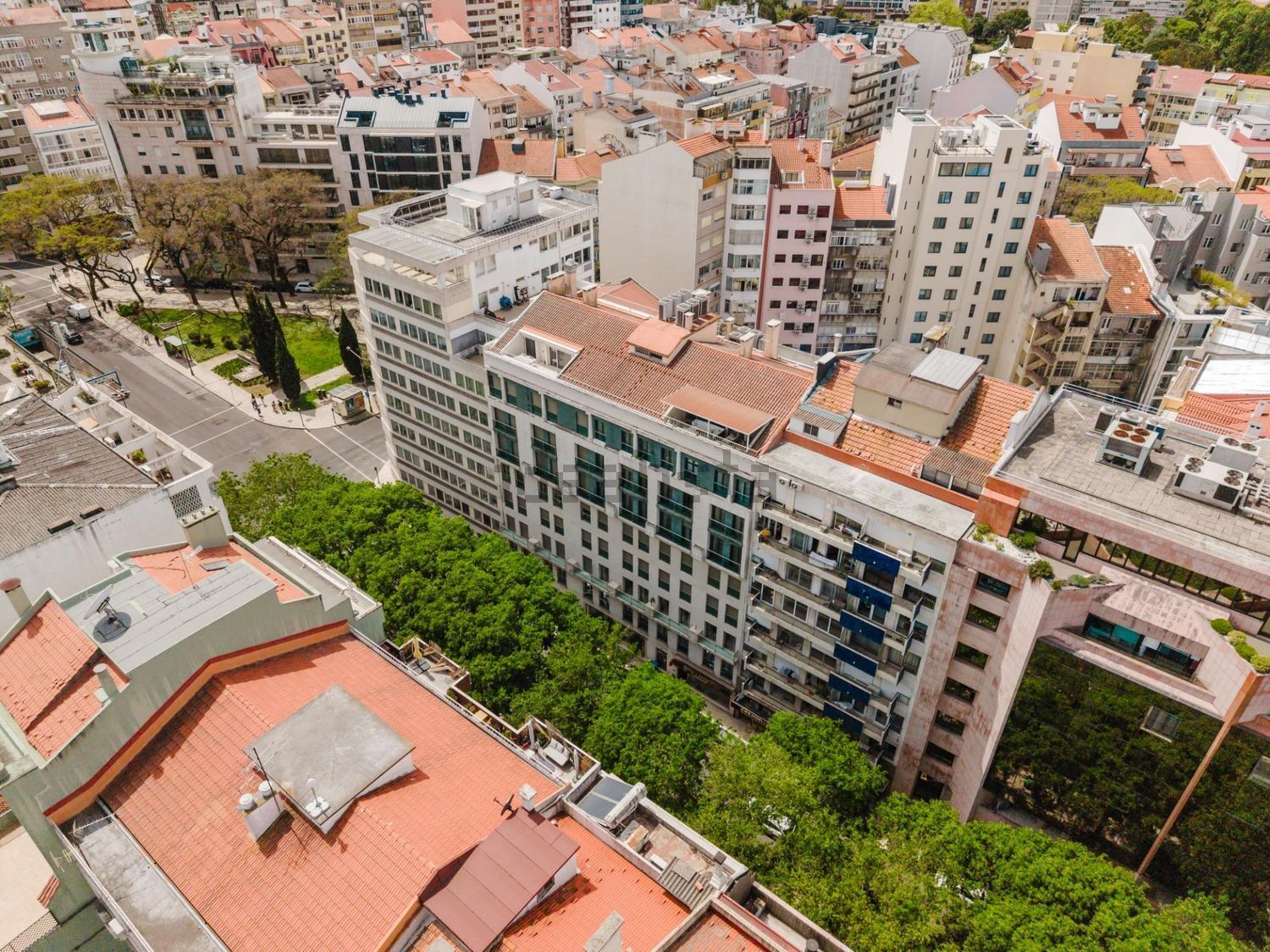 公寓 t4出售在Avenida Marquês de Tomar - 照片