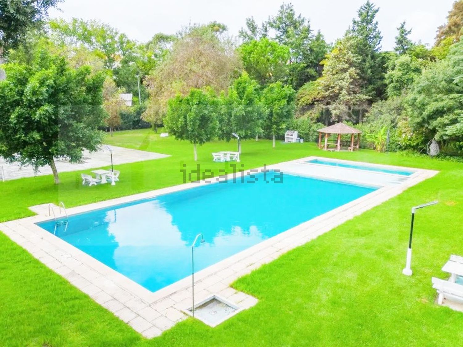 小楼房或别墅出售在 Sassoeiros - Silveiras - 游泳池