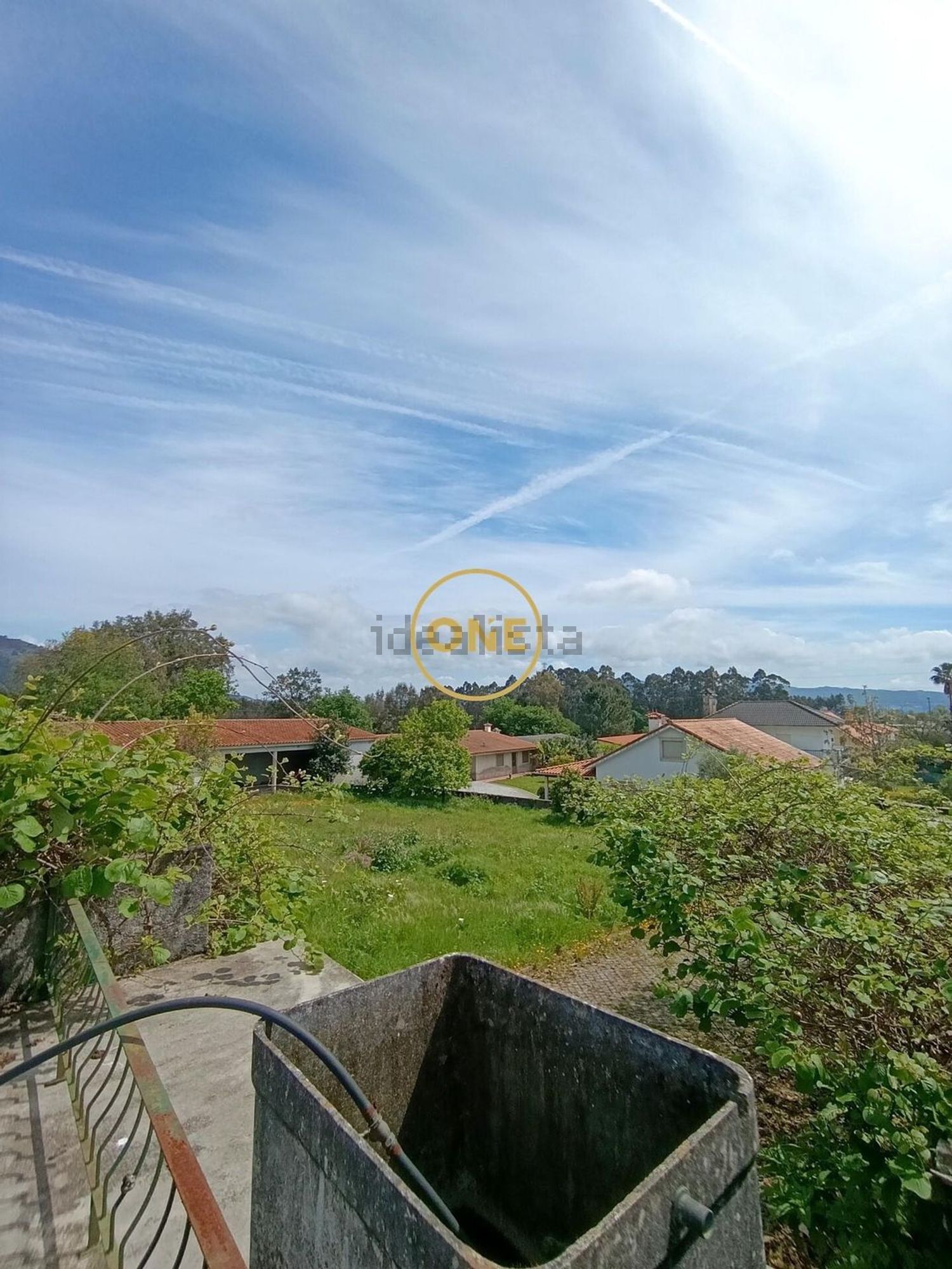 小楼房或独栋别墅出售在 Vila de Punhe - 花园