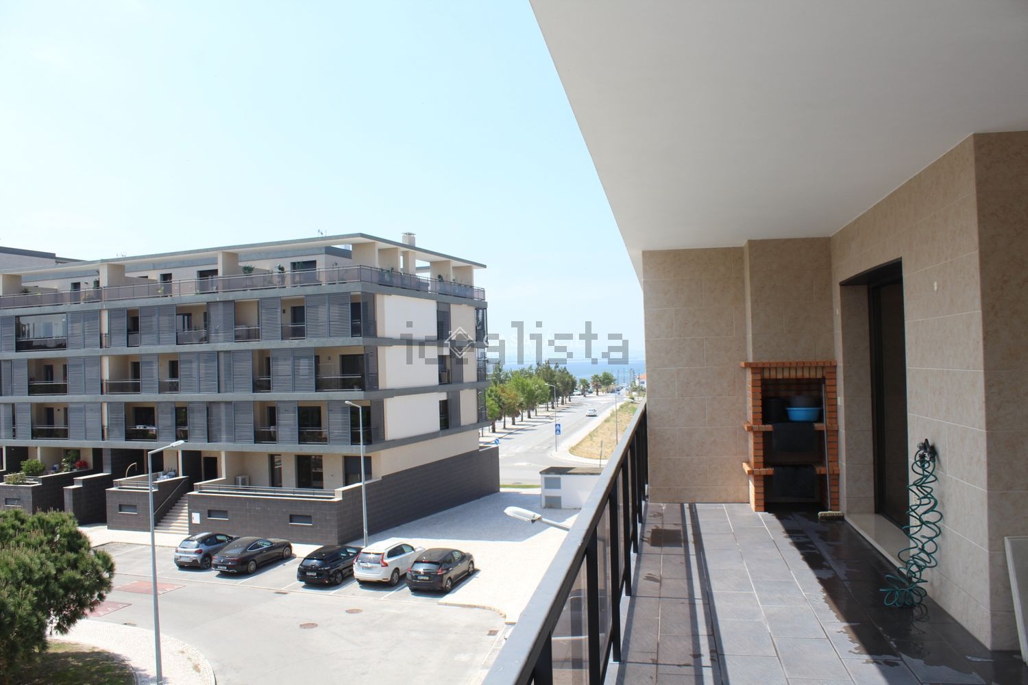 出租公寓 t3在Praça Bartolomeu Dias, 80 - 露台