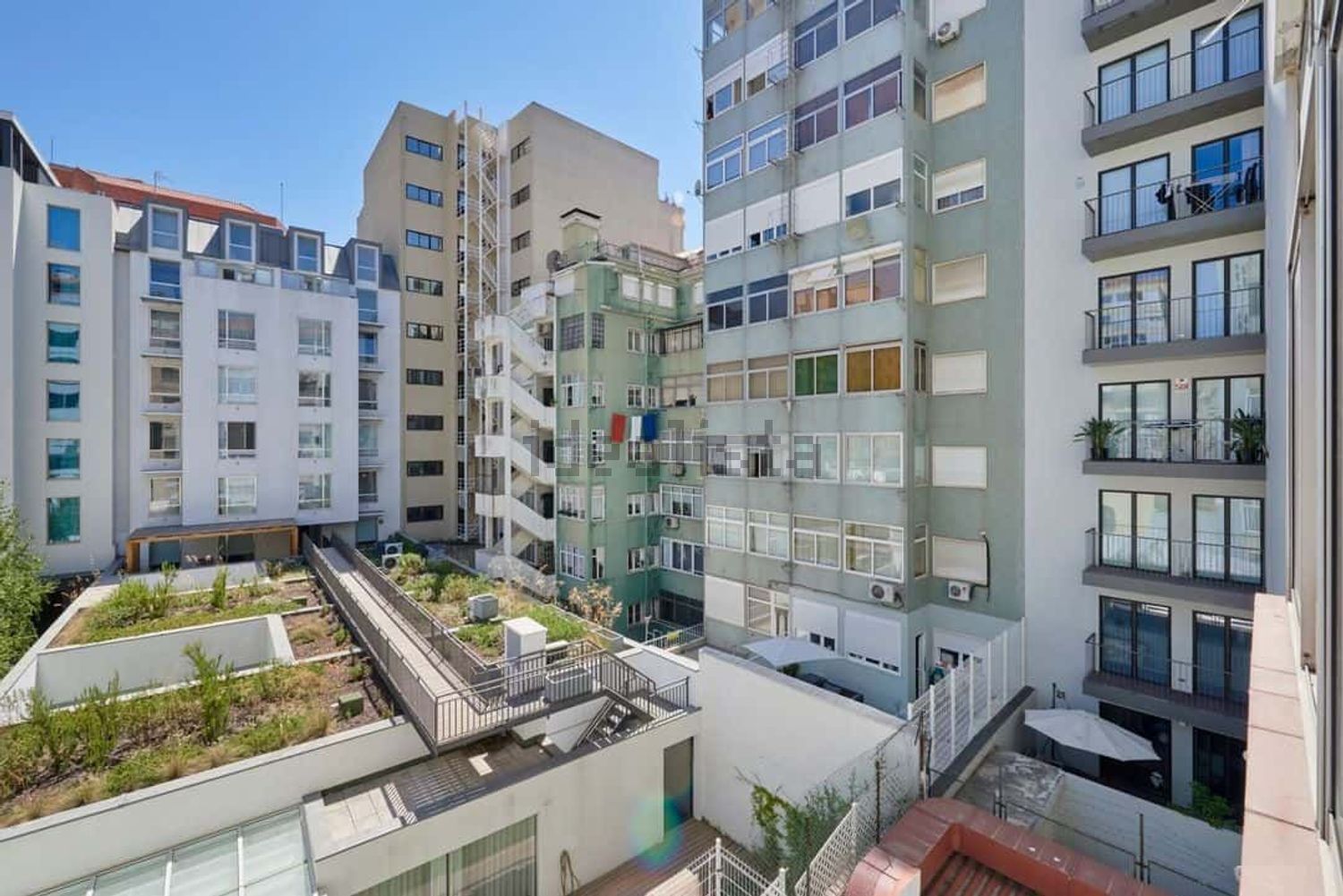 出租房间在Avenida Miguel Bombarda, 93 - 视线