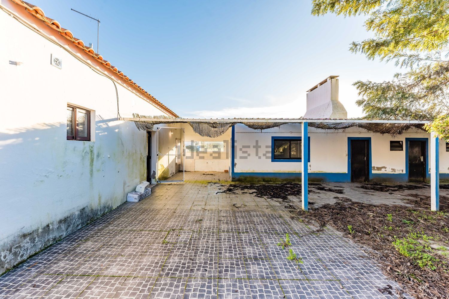 小楼房或独栋别墅出售在 Grândola e Santa Margarida da Serra - 外立面
