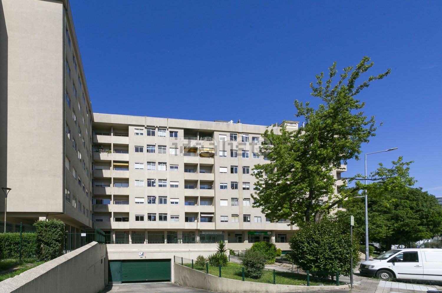 公寓 t3出售在Avenida Vasco da Gama, 659 - 外立面