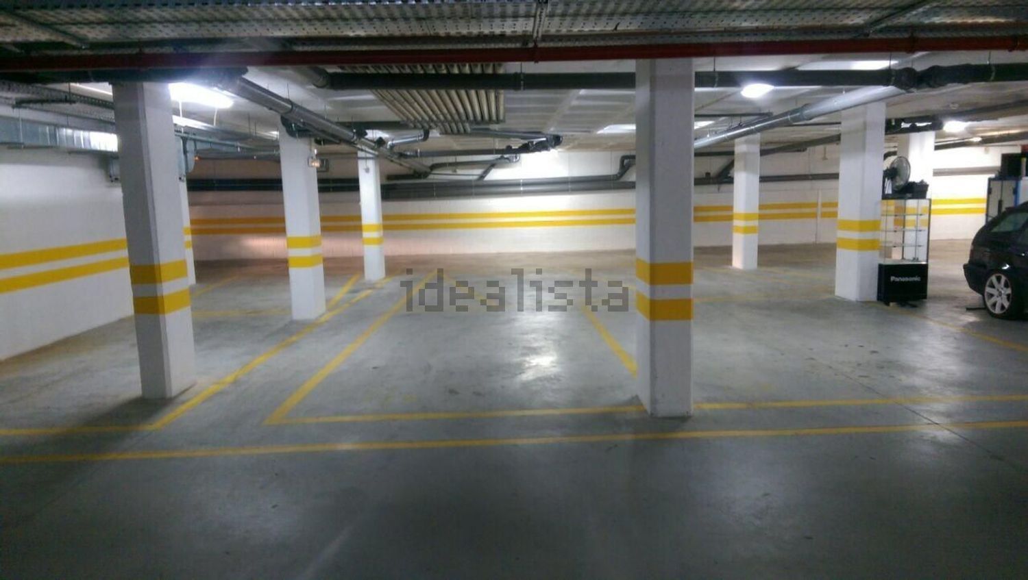 公寓 t4出售在Rua José da Costa e Silva - 停车位