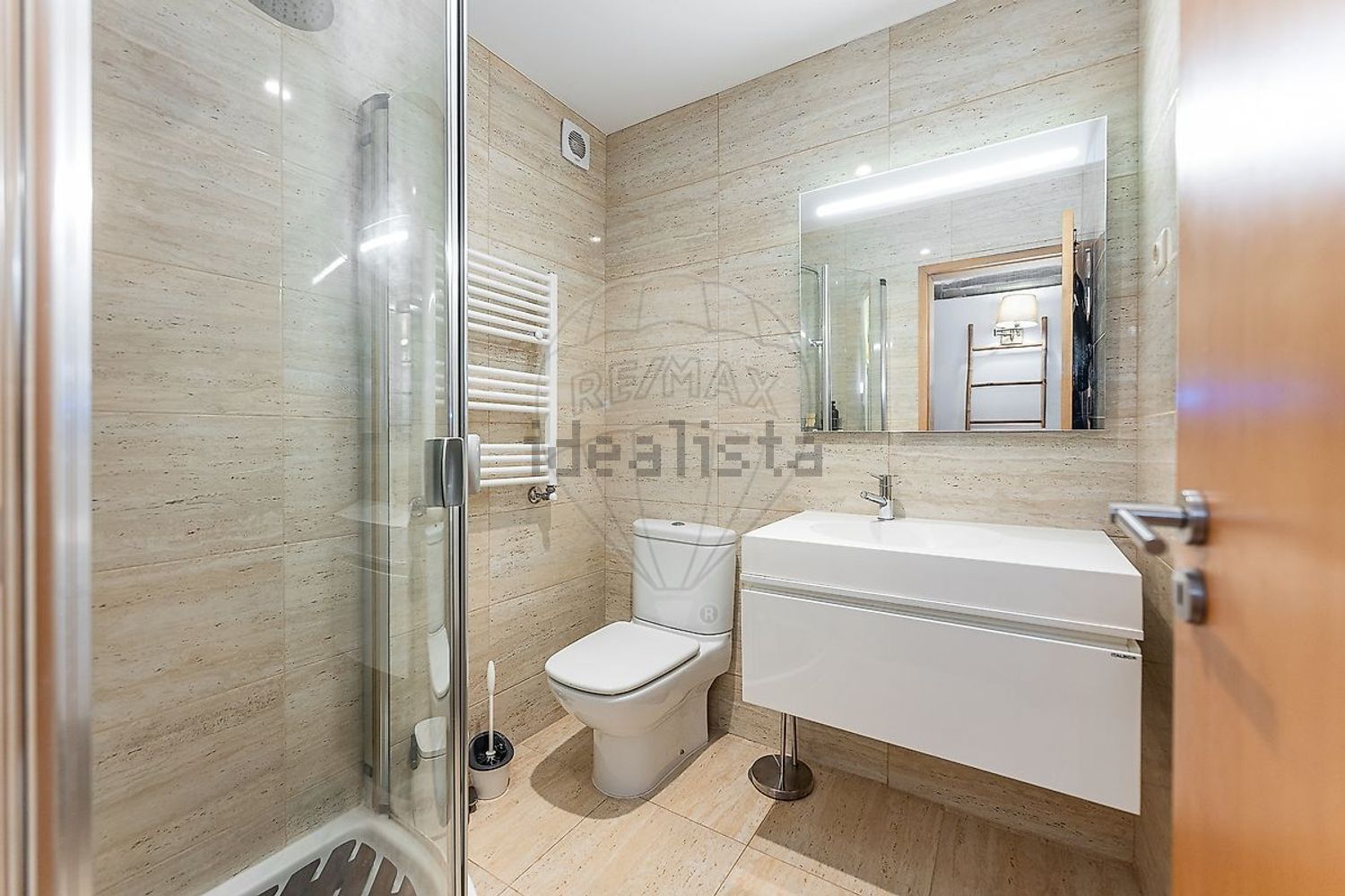公寓 t2出售在Rua de Brito Capelo - 卫生间