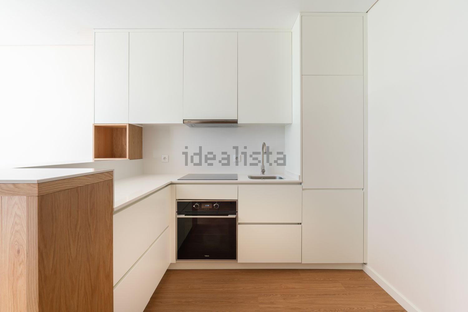 出租公寓 t2在Avenida da Boavista, 292 - 厨房