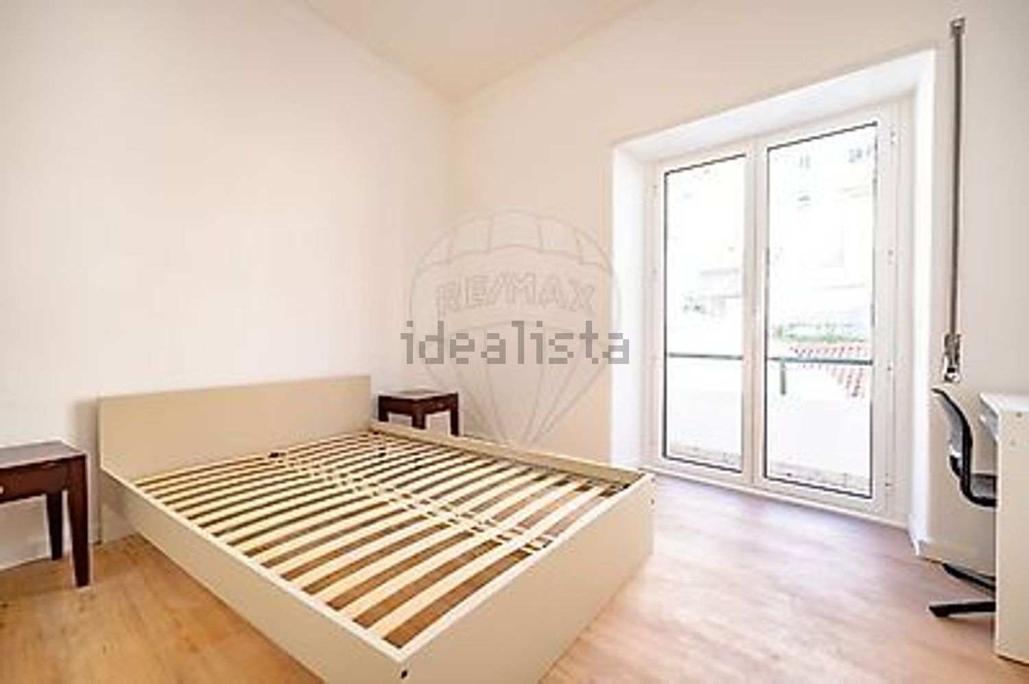 公寓 t4出售在Rua António de Vasconcelos, 17 - 卧室