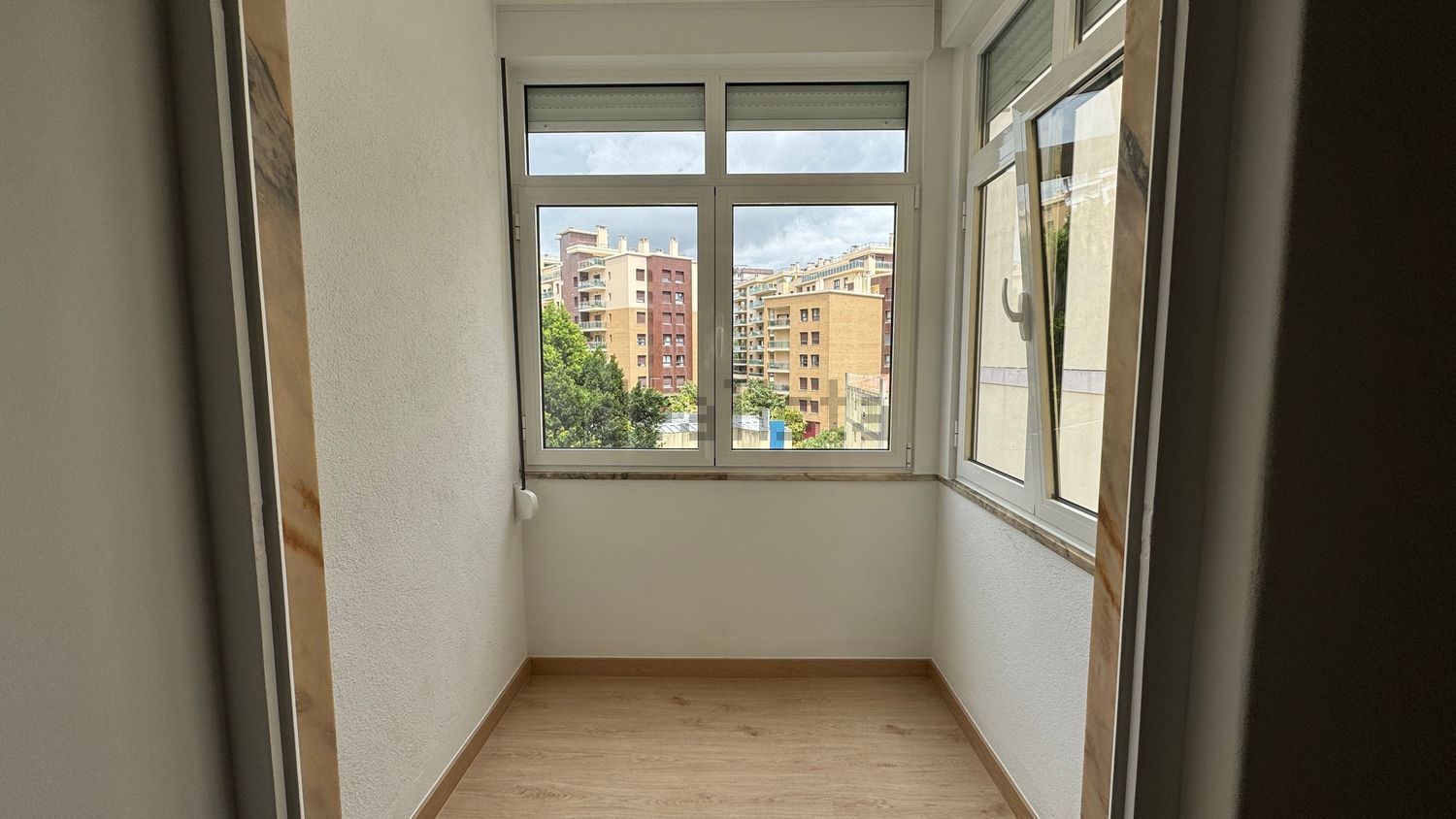 出租公寓 t2在Avenida Professor Doutor Augusto Abreu Lopes - 阳台