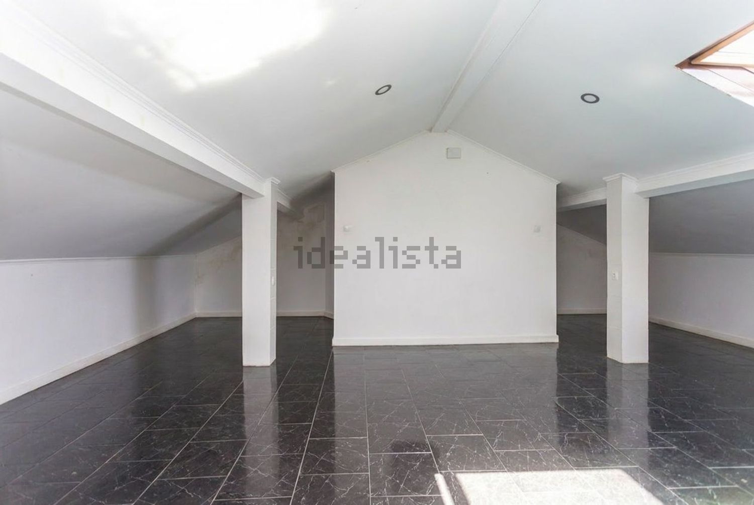 公寓 t4出售在Rua José Augusto Pimenta, 12 - 阁楼