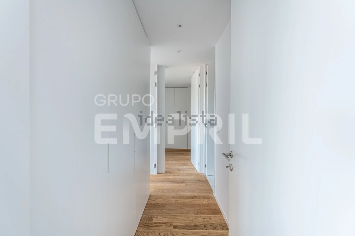 公寓 t2出售在Rua do Conselheiro de Costa Braga, 264 - 过道