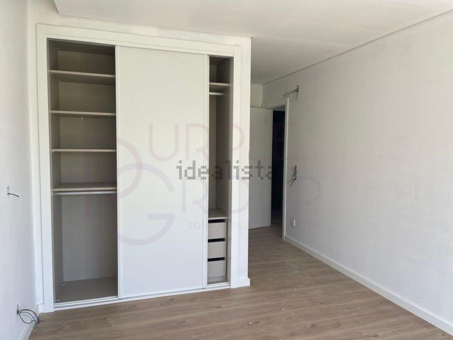 公寓 t2出售在 Quinta do Texugo - Quinta de Santa Teresa - 试衣间