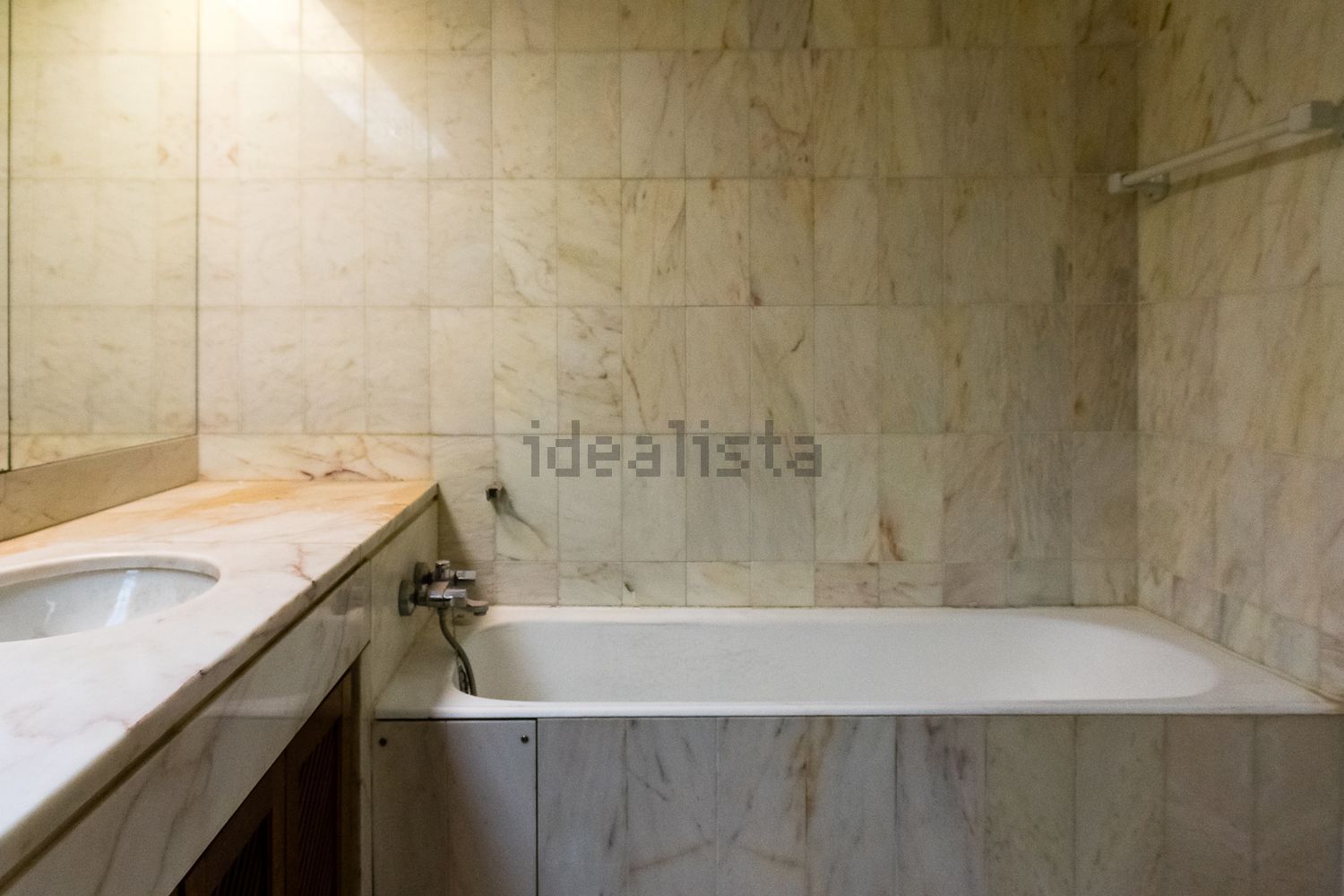 出租公寓 t4在Praça da Estrela, 1 - 卫生间