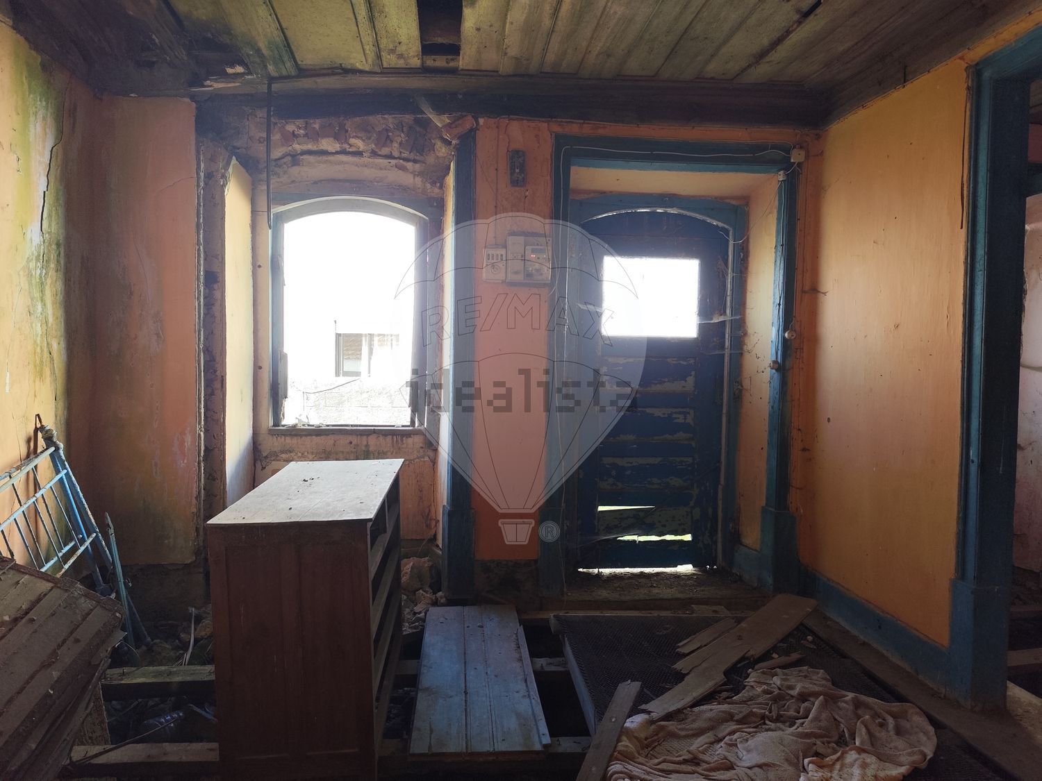 小楼房或独栋别墅出售在Rua da Tagarela - 过道