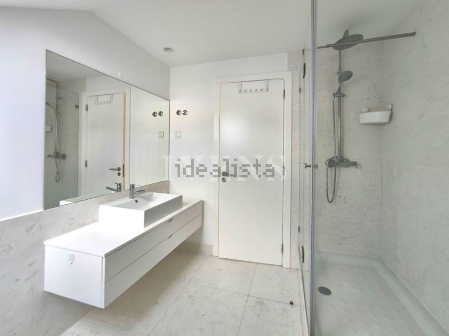 出租公寓 t4在 Bairro Azul - Parque Eduardo VII - 卫生间