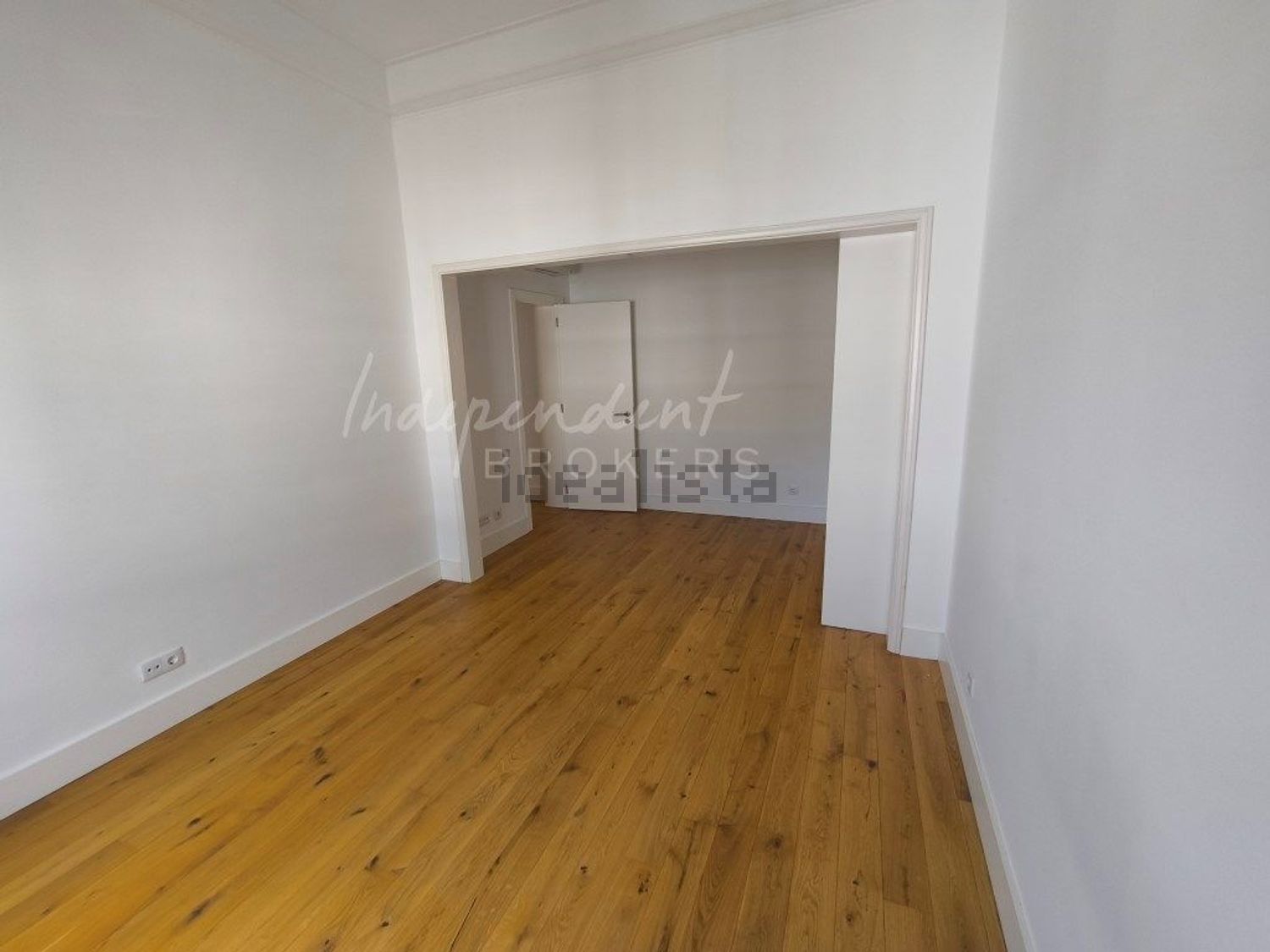 出租公寓 t4在Avenida António Augusto de Aguiar, 27 D - 照片