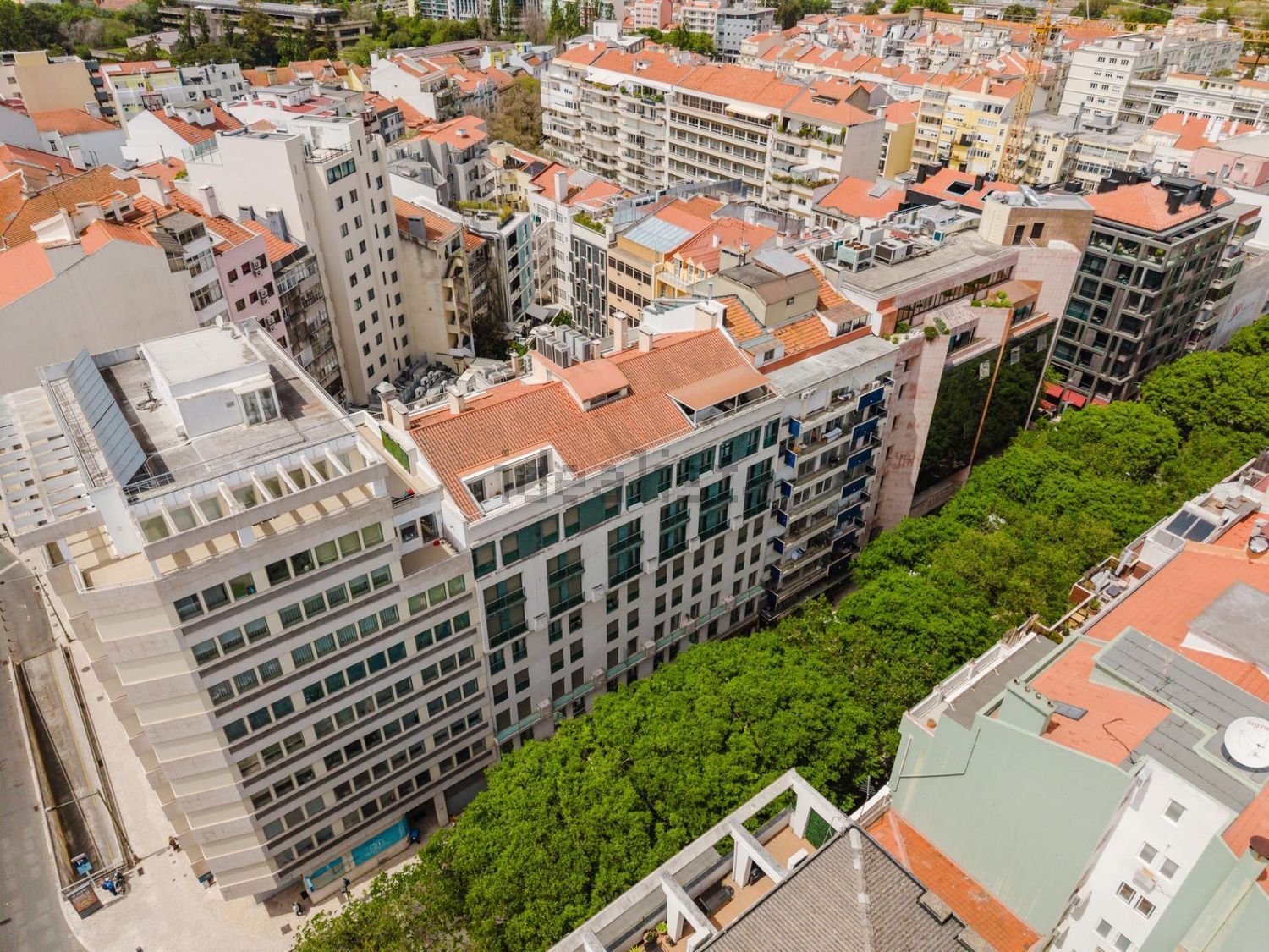 公寓 t4出售在Avenida Marquês de Tomar - 照片