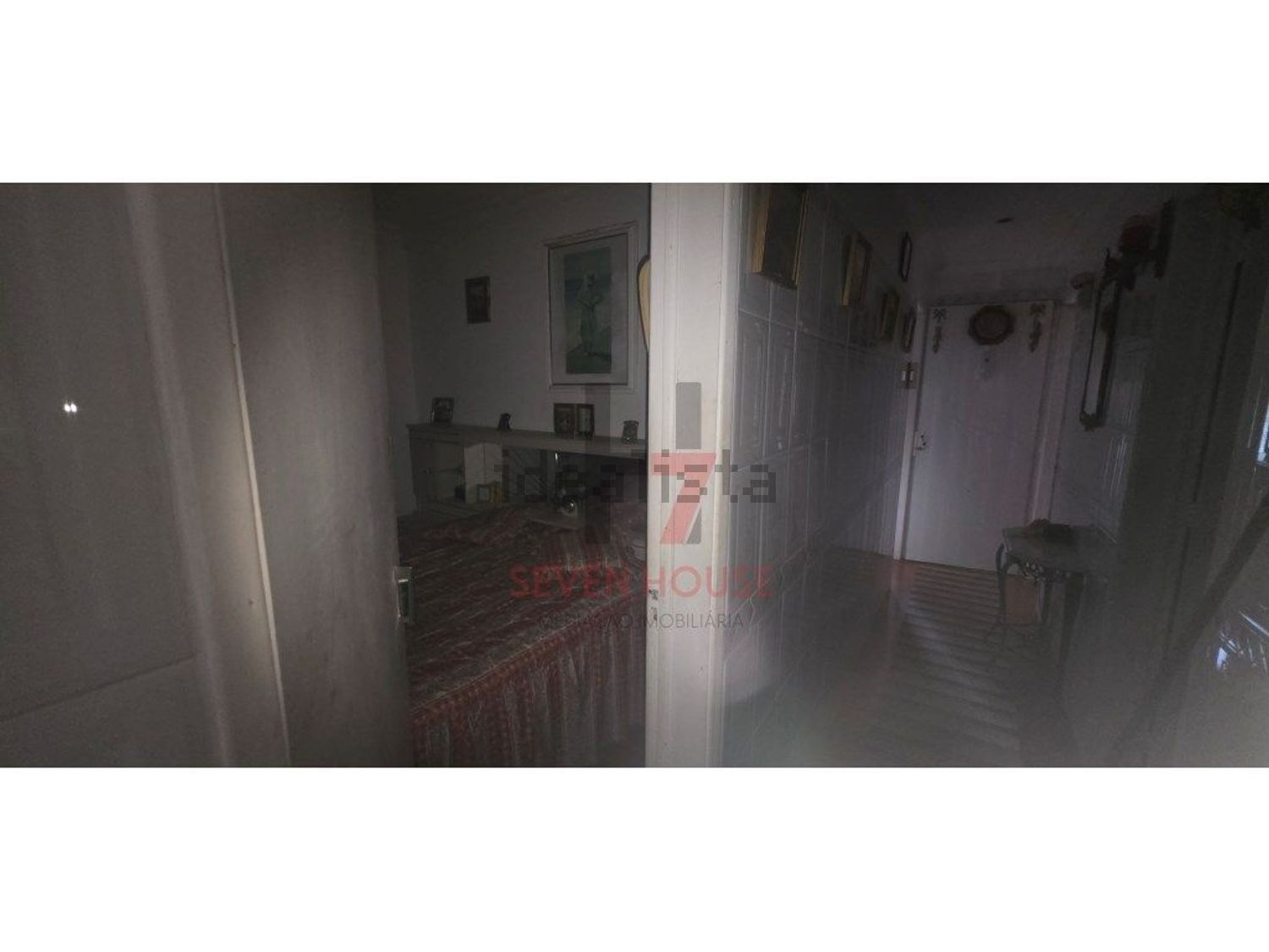 小楼房或独栋别墅出售在 Lousa - 卧室