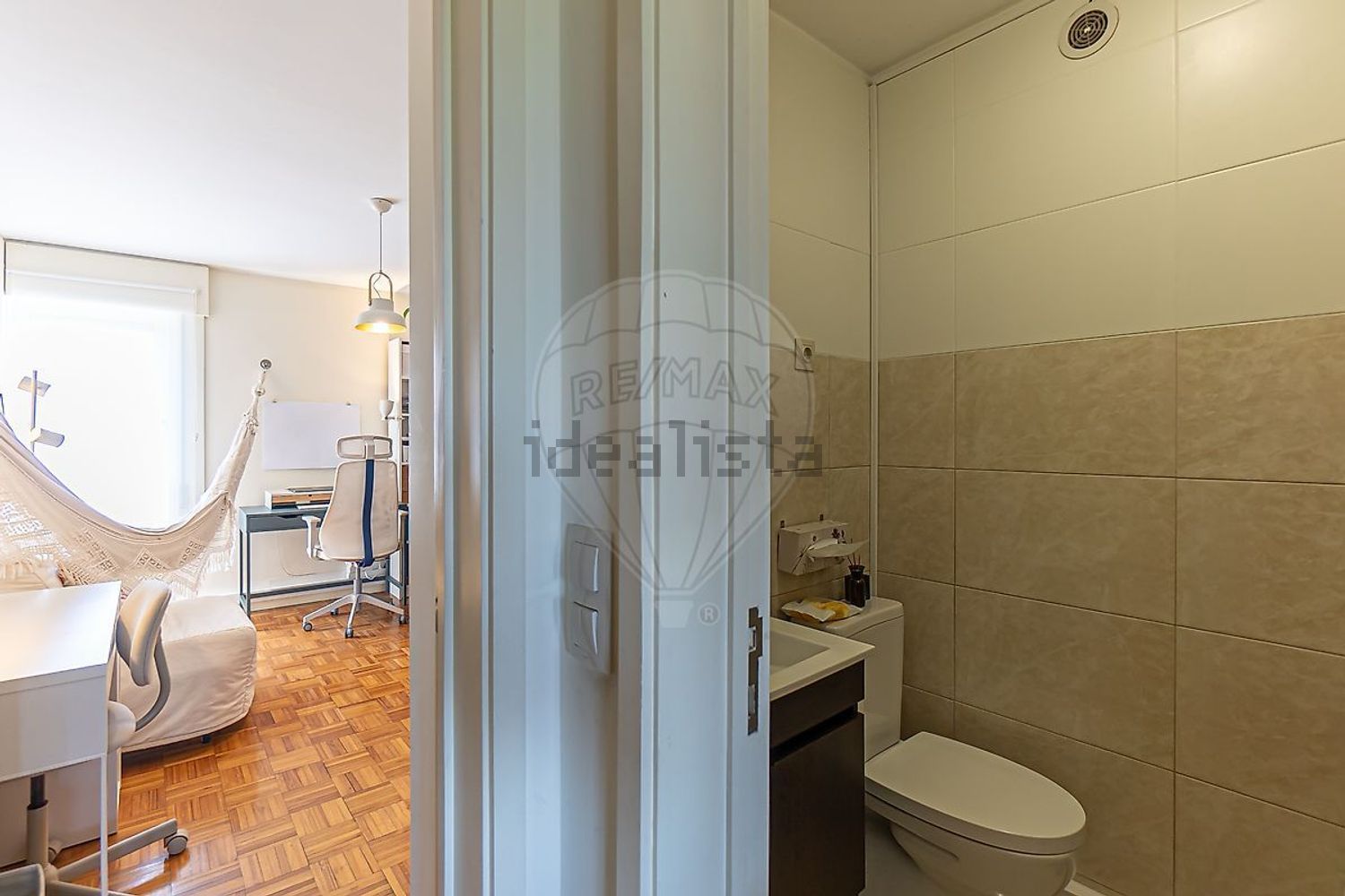 公寓 t3出售在Avenida do Doutor Antunes Guimarães - 卫生间