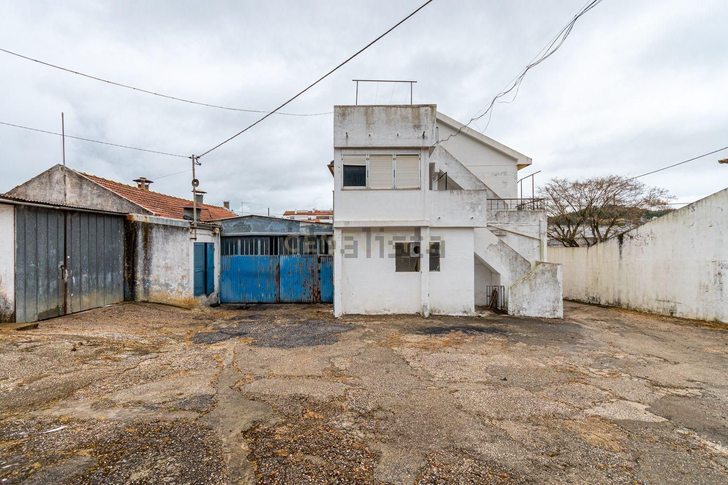 小楼房或独栋别墅出售在Bairro Novo s/n - 外立面