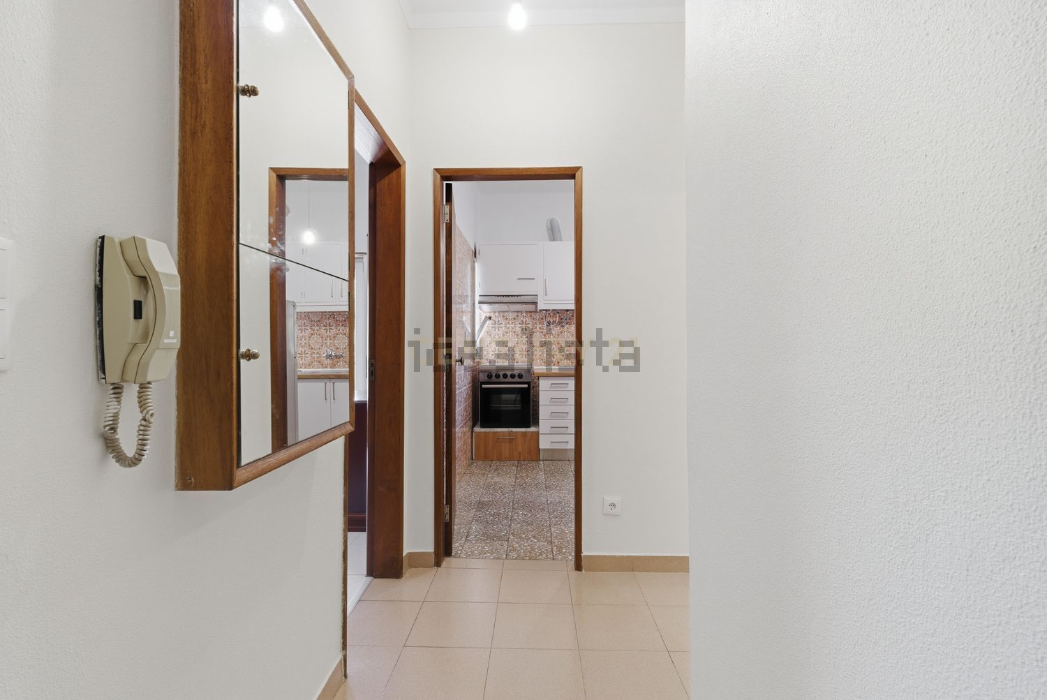 出租公寓 t1在Rua António Leal D'ascenção, 34 - 过道