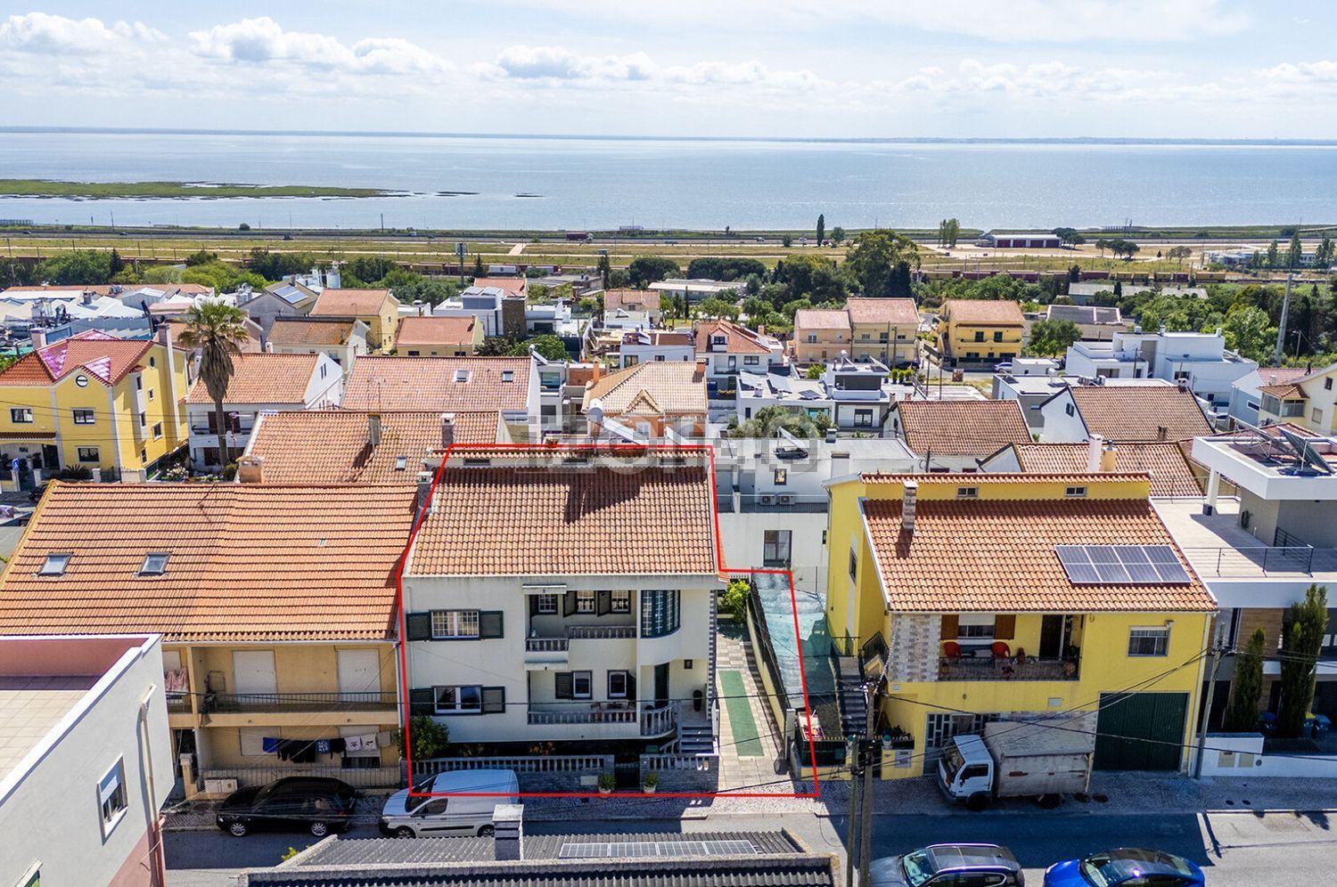 小楼房或独栋别墅出售在Rua São José - 外立面