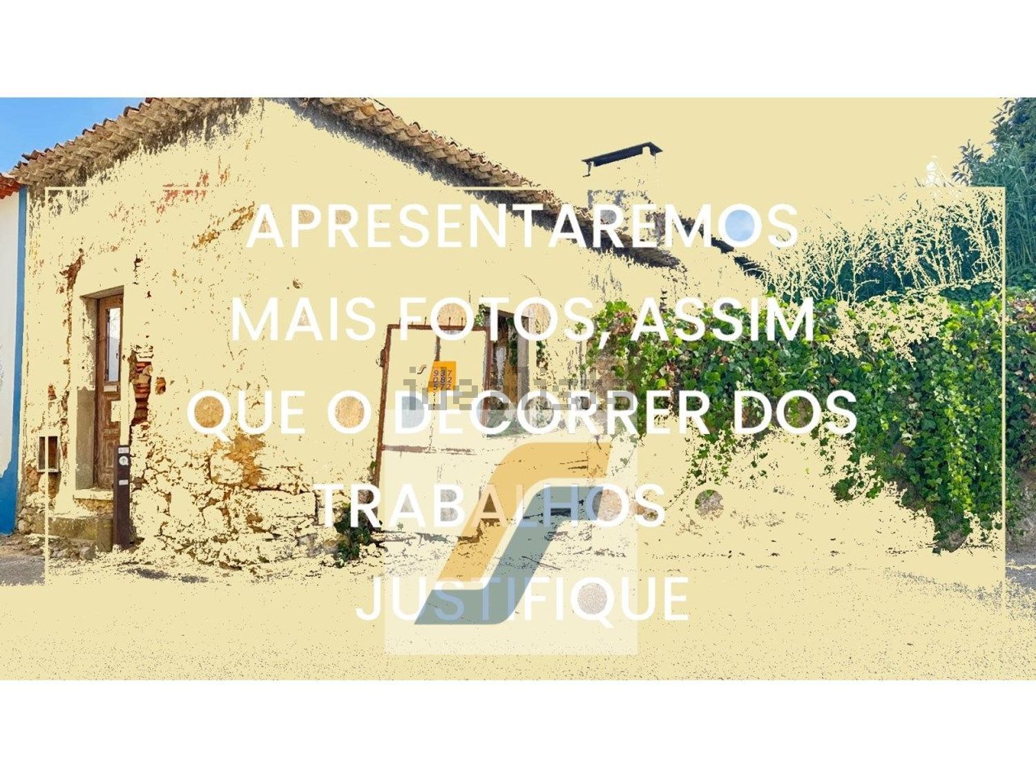 双拼别墅出售在 Olho Marinho - 入口 / 出口